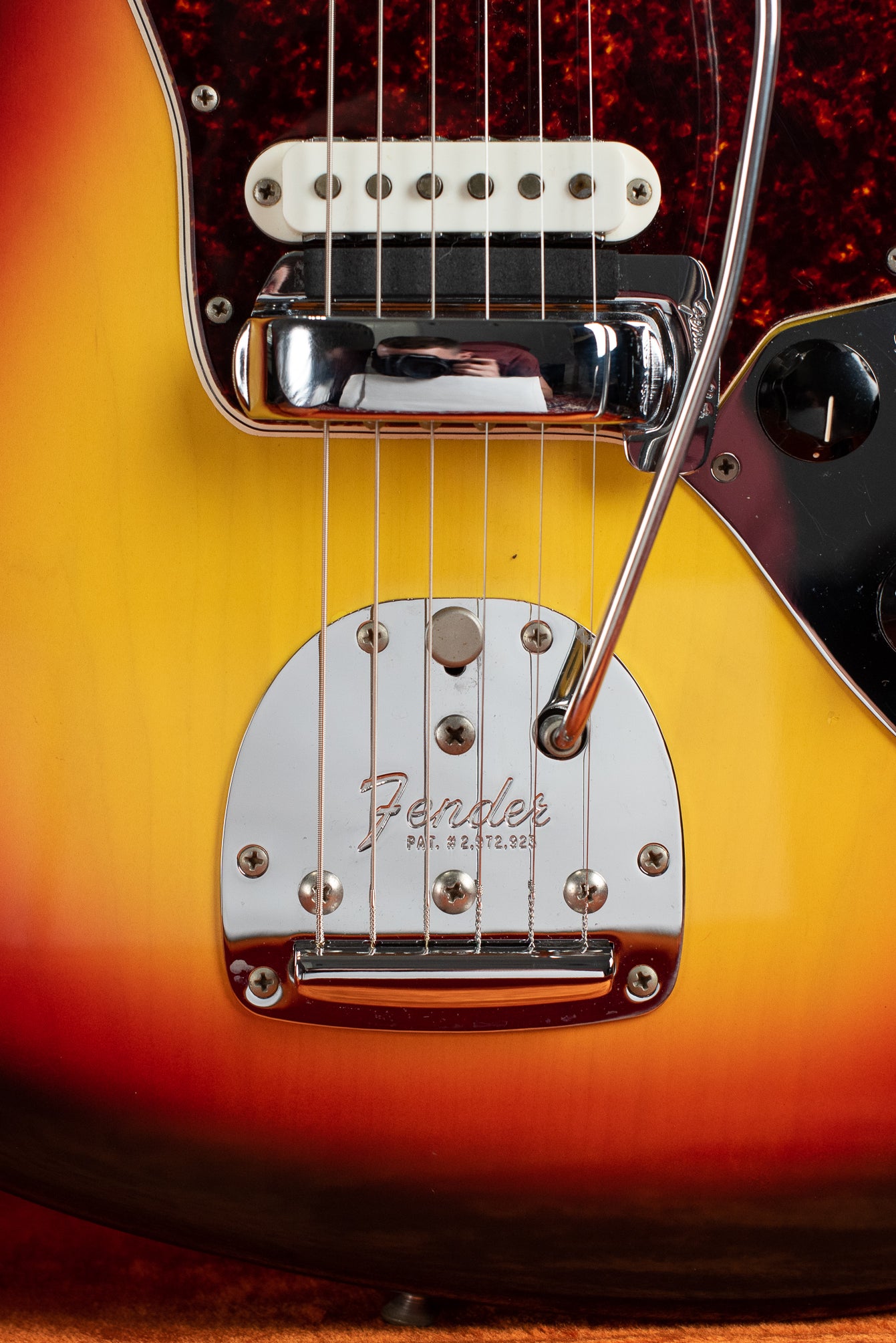 Fender floating tremolo, offset guitar, Vintage 1966 Fender Jaguar