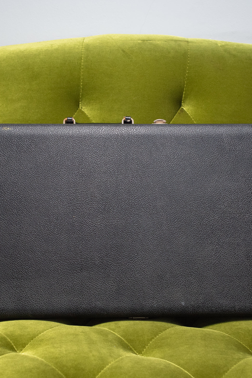 Original case, Vintage 1966 Fender Jaguar Sunburst