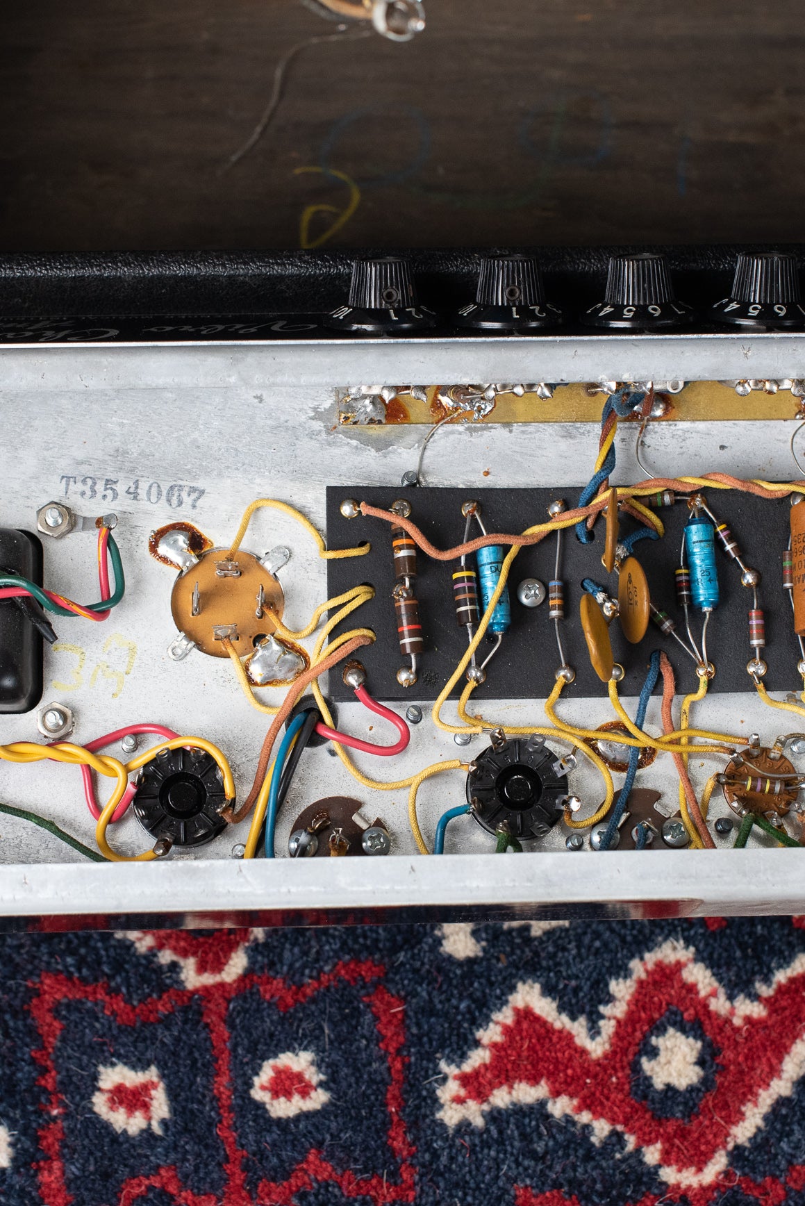 Chassis, circuit, vintage 1967 Fender Vibro Champ amplifier