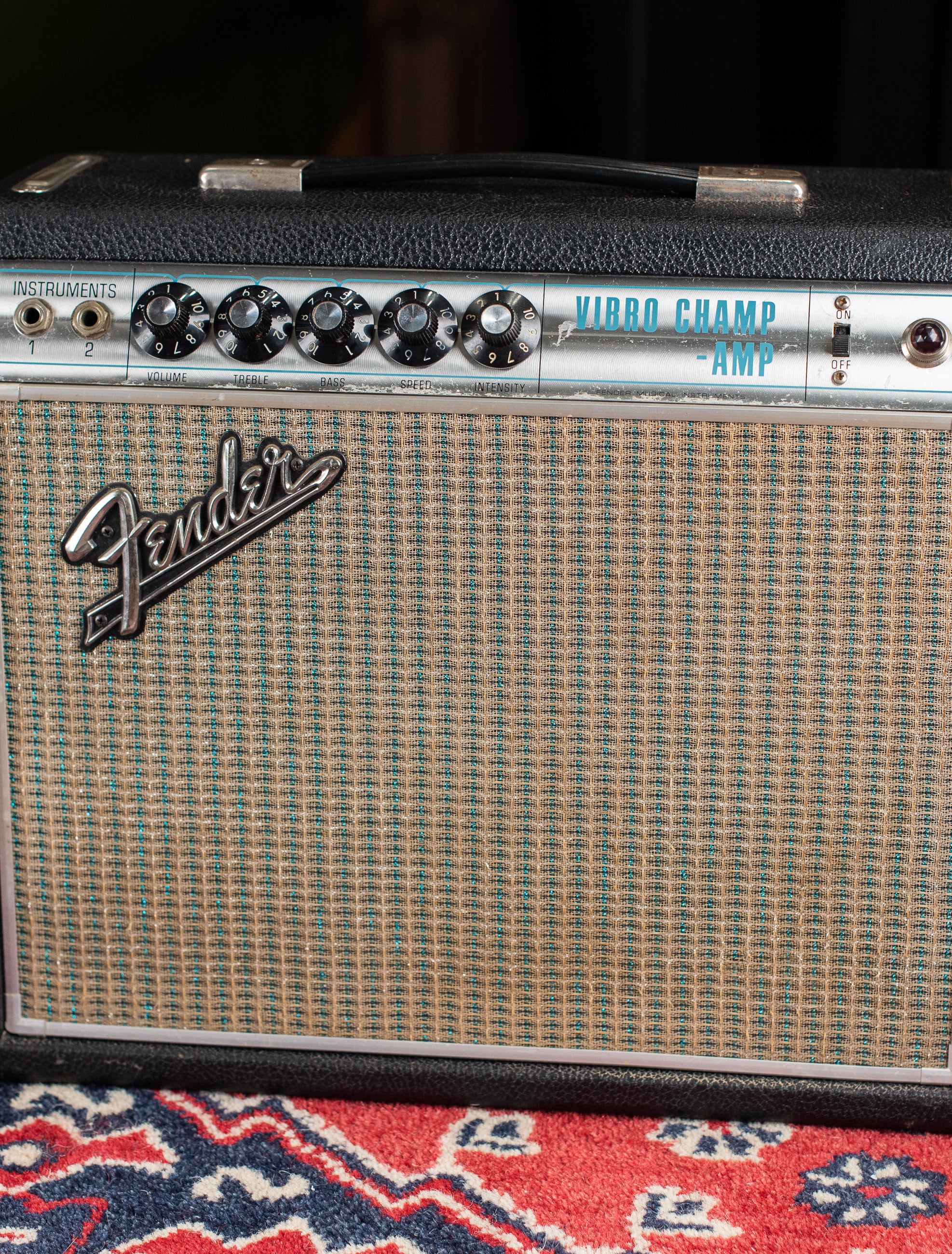 1969 Fender Vibro Champ Amp guitar amplifier