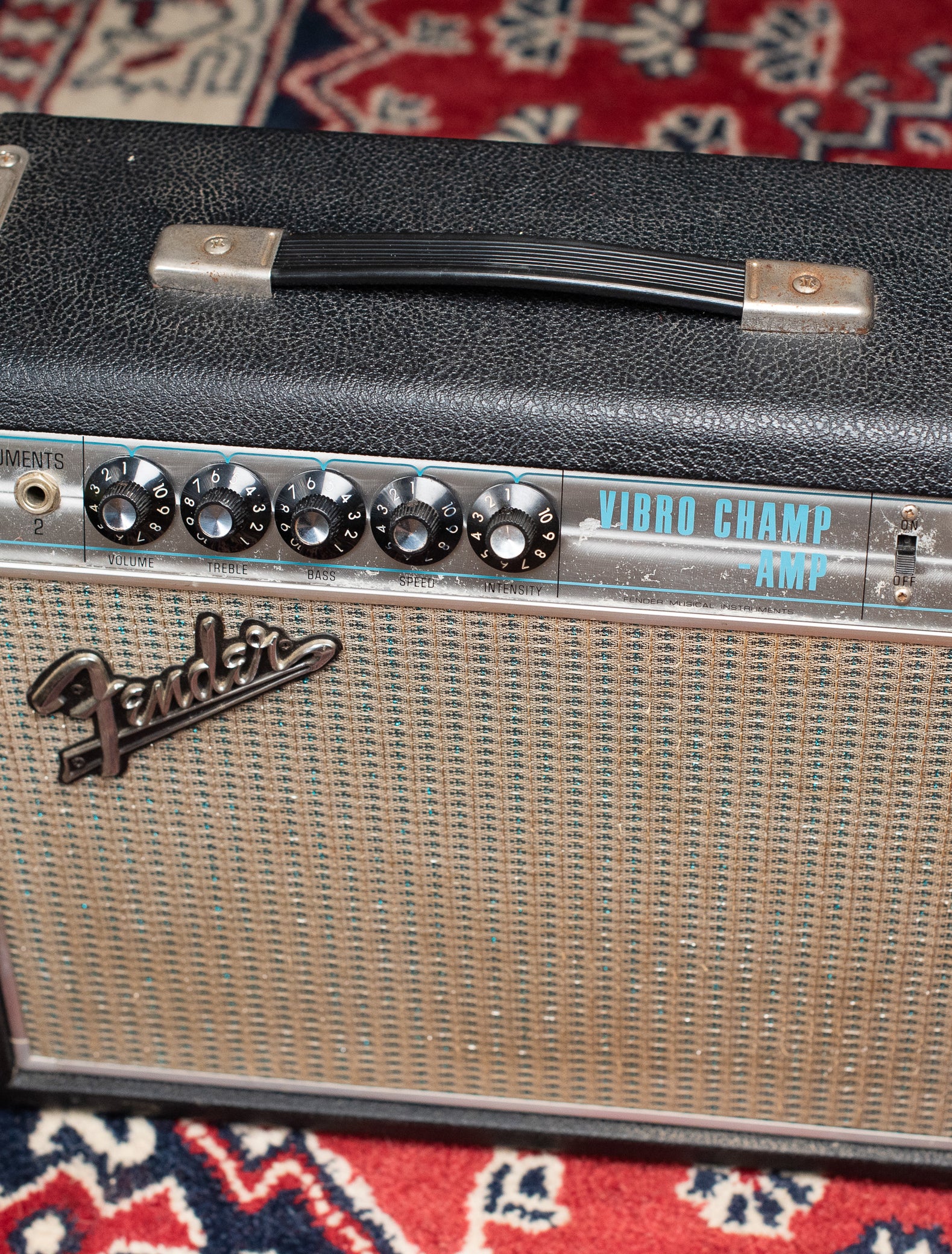 1969 Fender Vibro Champ Amp guitar amplifier