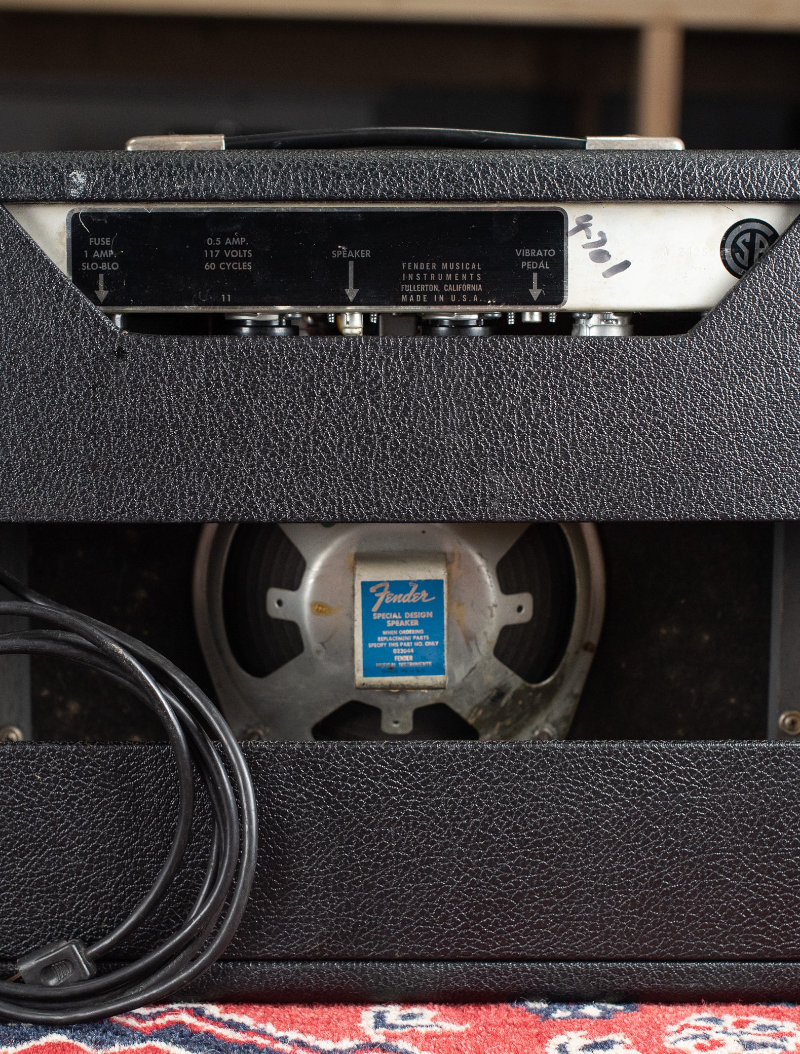 1969 Fender Vibro Champ Amp guitar amplifier