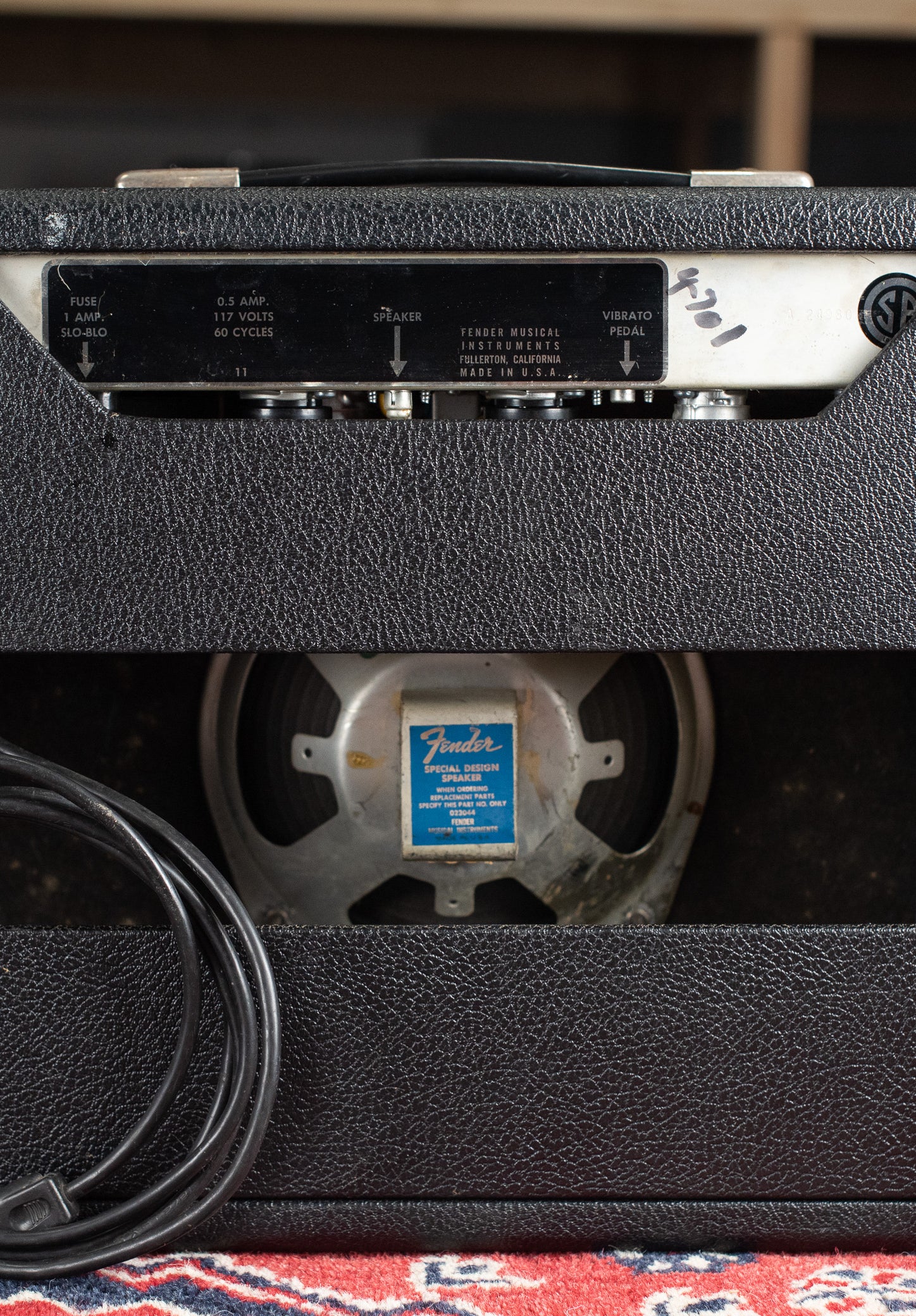 1969 Fender Vibro Champ Amp guitar amplifier