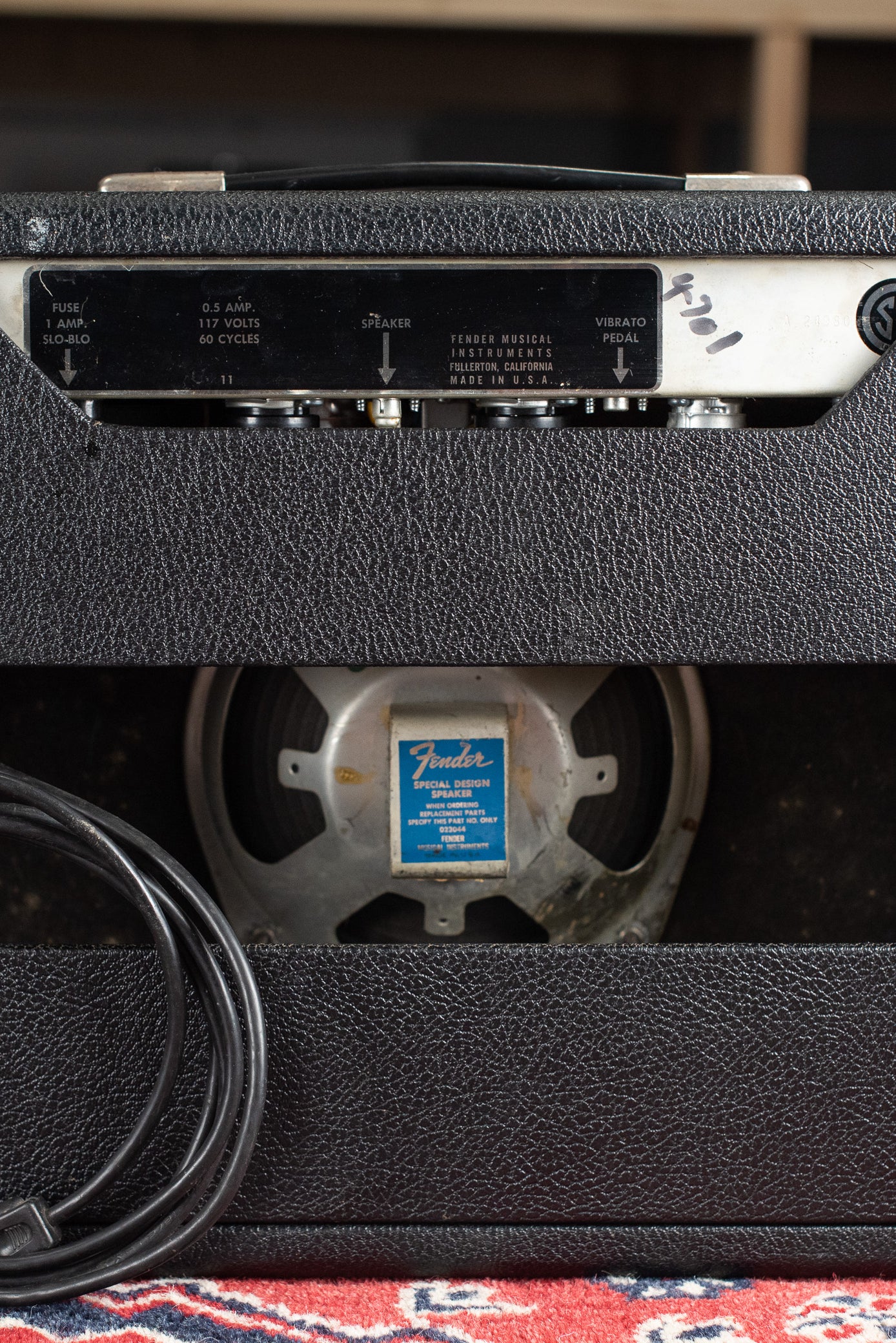 1969 Fender Vibro Champ Amp guitar amplifier