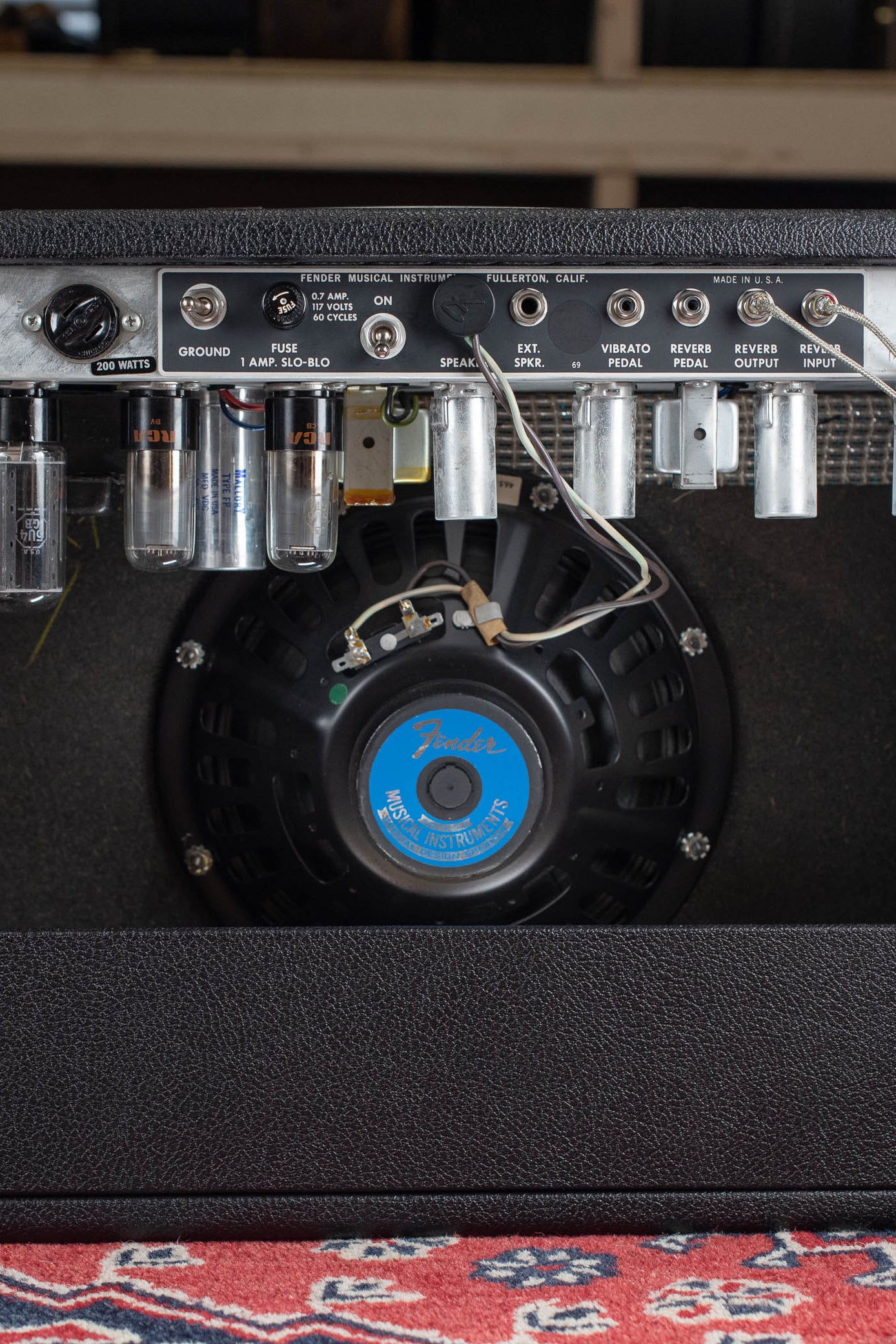 Oxford 10J4 speaker, RCA tubes,