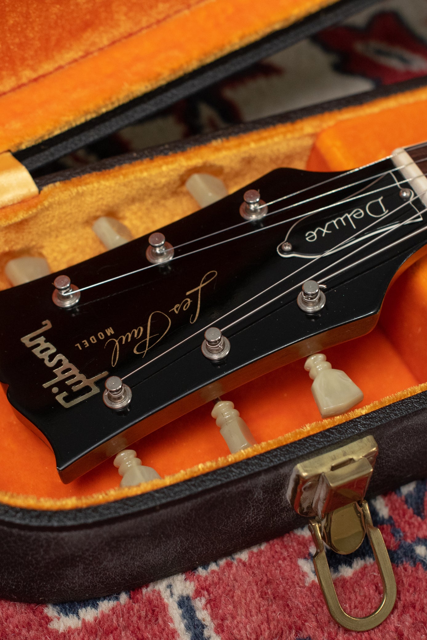 silk screen Les Paul logo