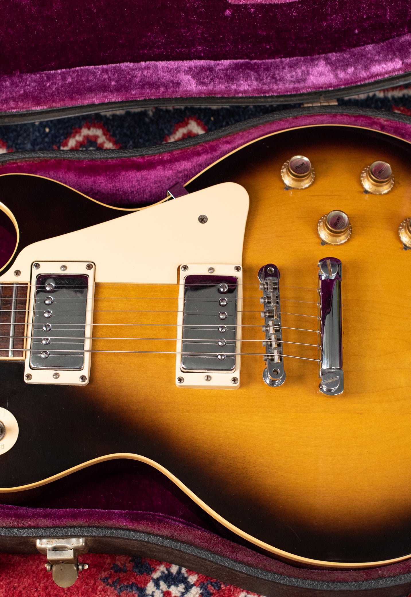 1974 Gibson Les Paul Standard guitar