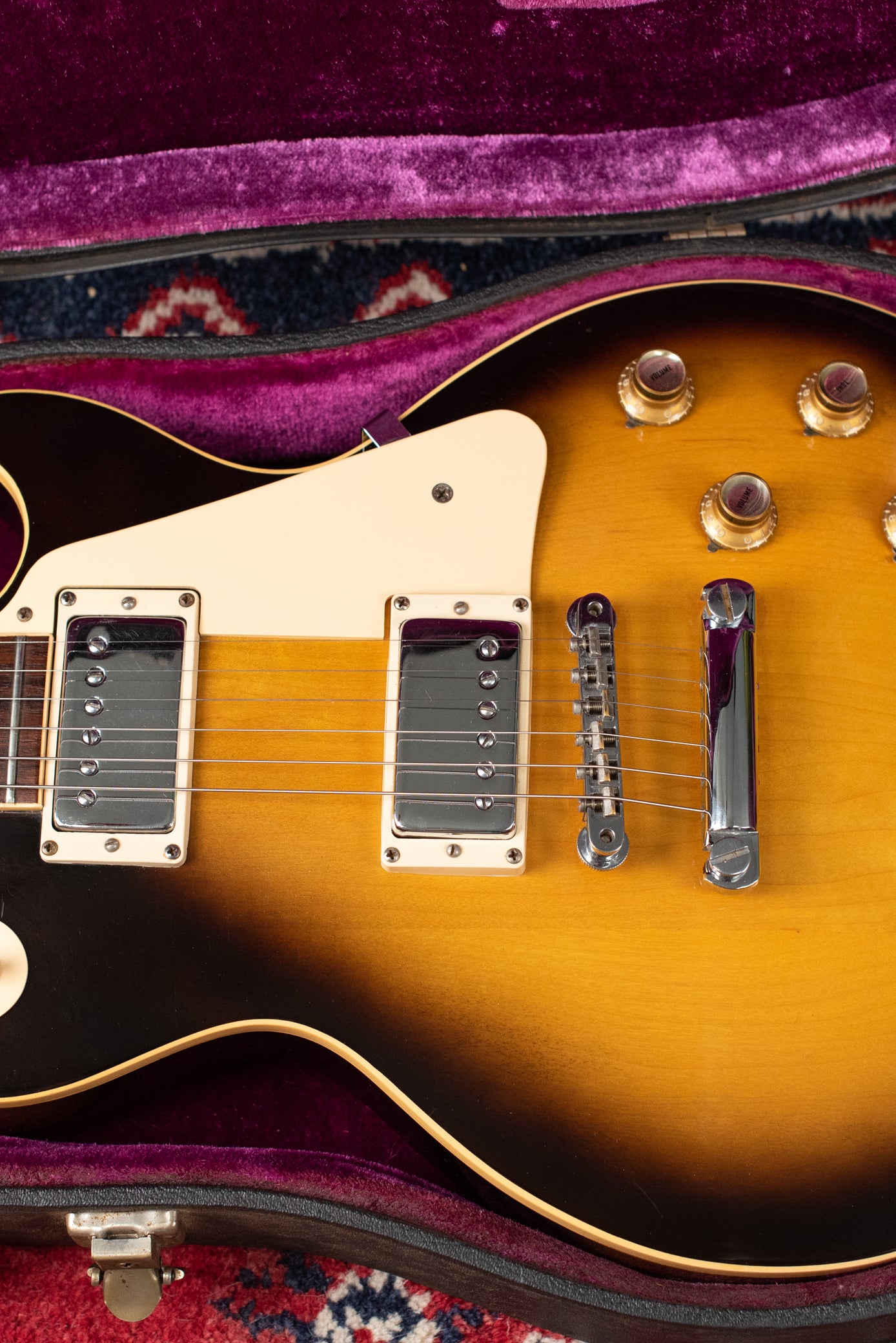 1974 Gibson Les Paul Standard guitar