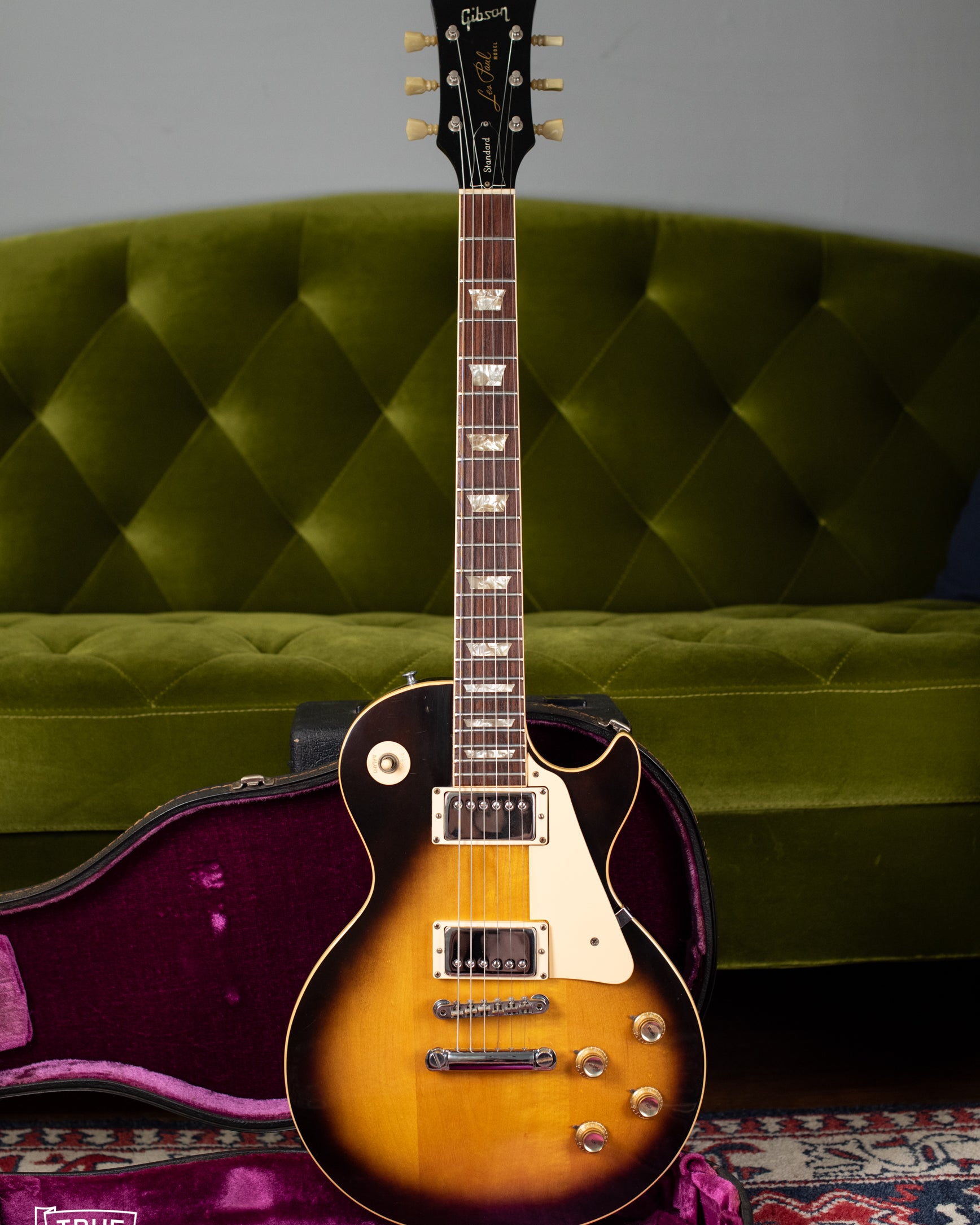 1974 Gibson Les Paul Standard guitar