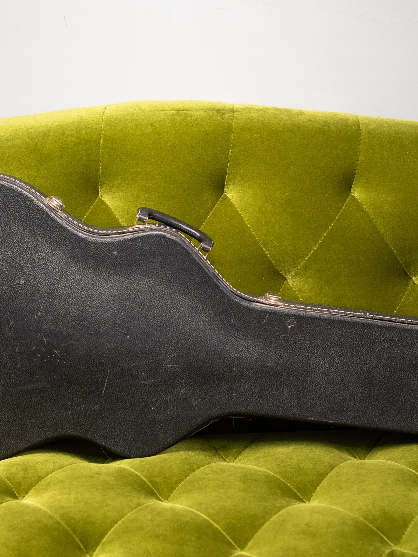 Original hardshell case, Vintage 1976 Fender Starcaster Sunburst guitar