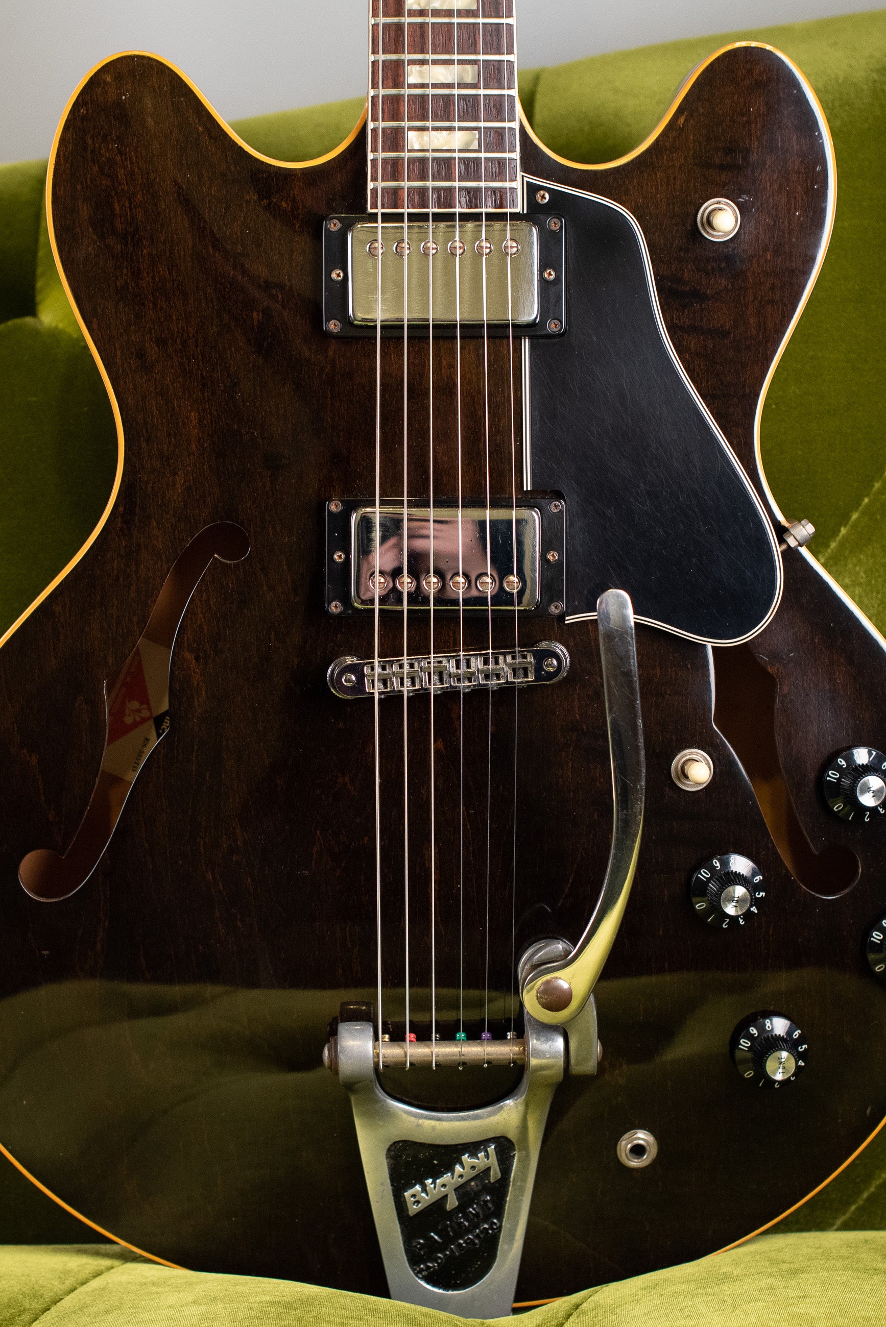 Vintage 1977 Gibson ES-335 Walnut with Bigsby