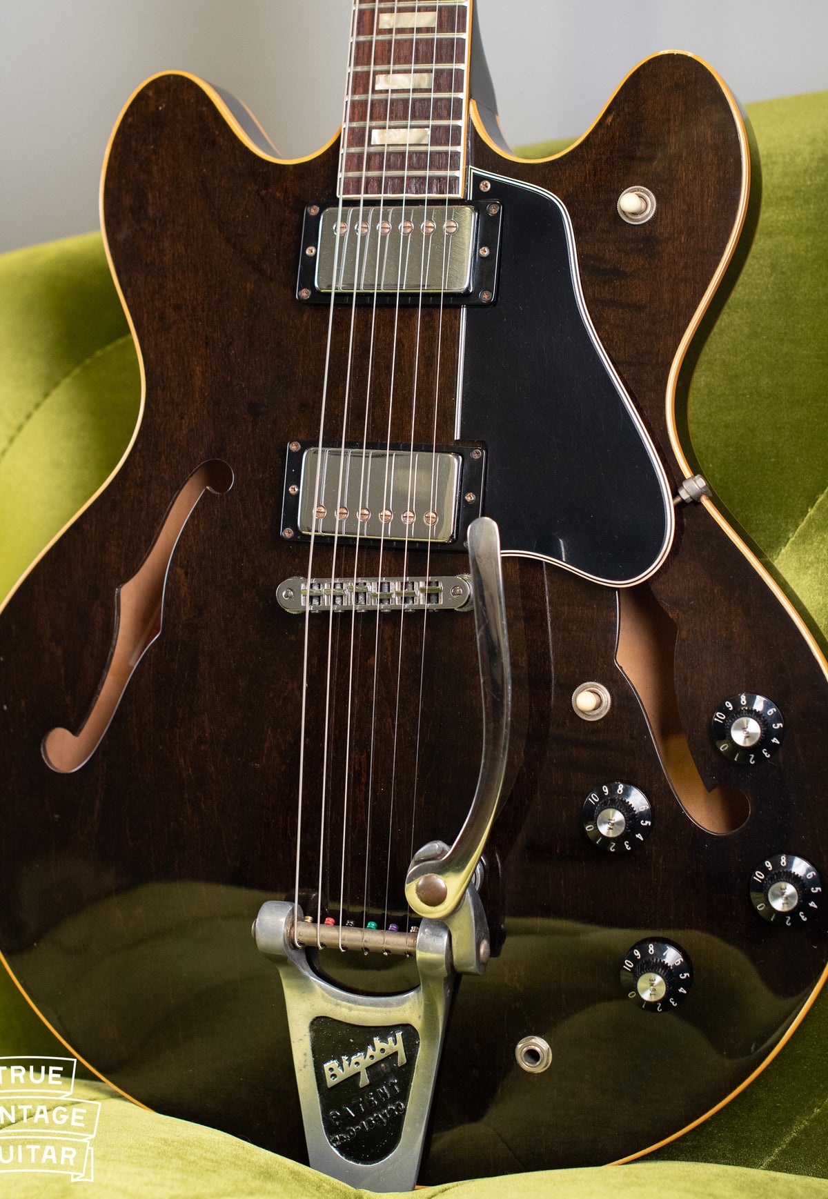 Vintage 1977 Gibson ES-335 Walnut with Bigsby