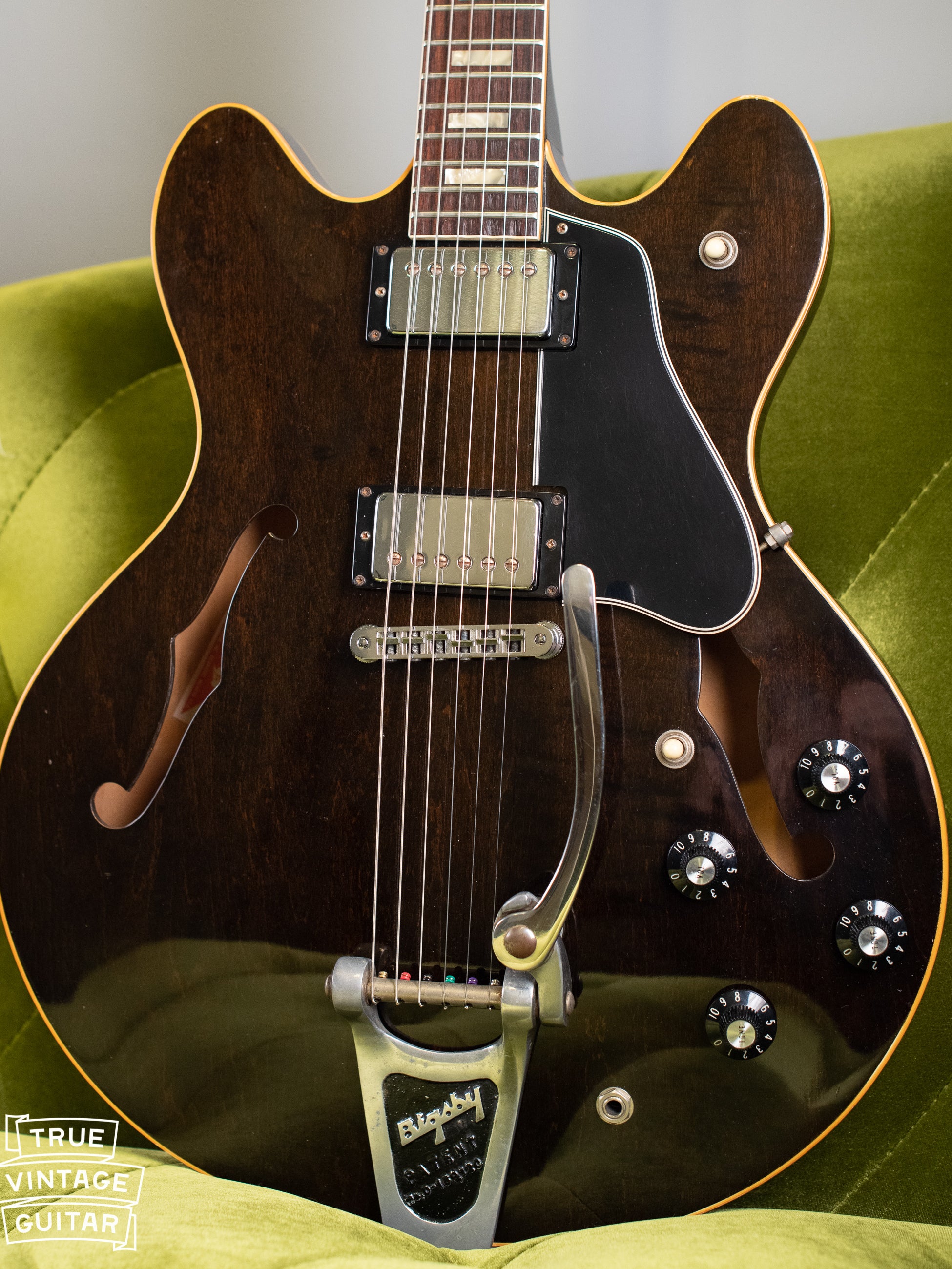 Vintage 1977 Gibson ES-335 Walnut with Bigsby