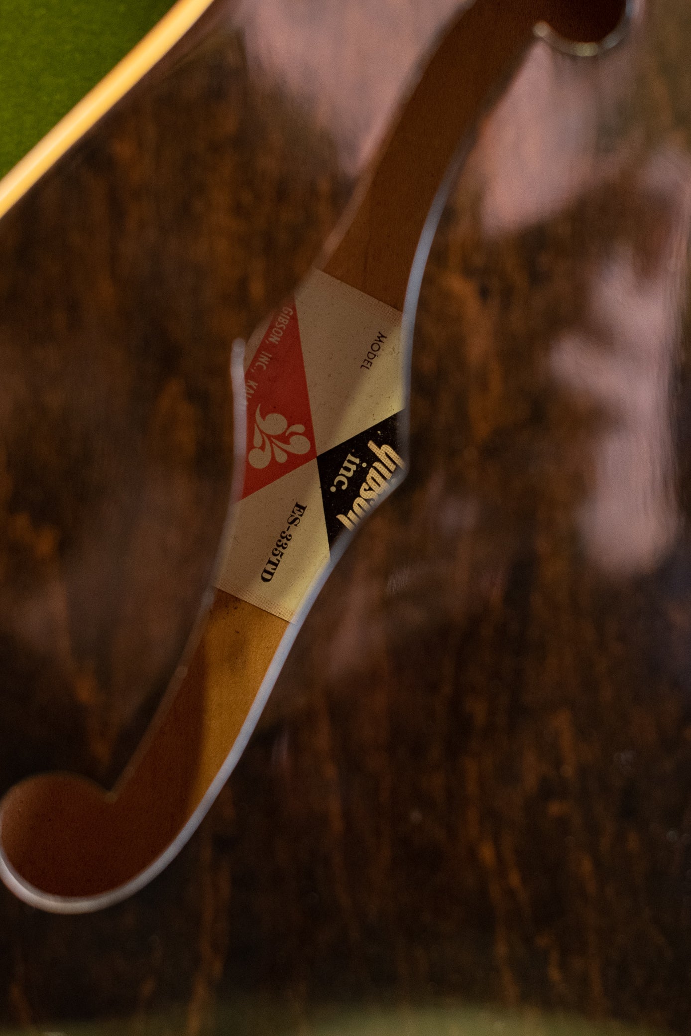 Norlin era interior label, Vintage 1977 Gibson ES-335 Walnut with Bigsby