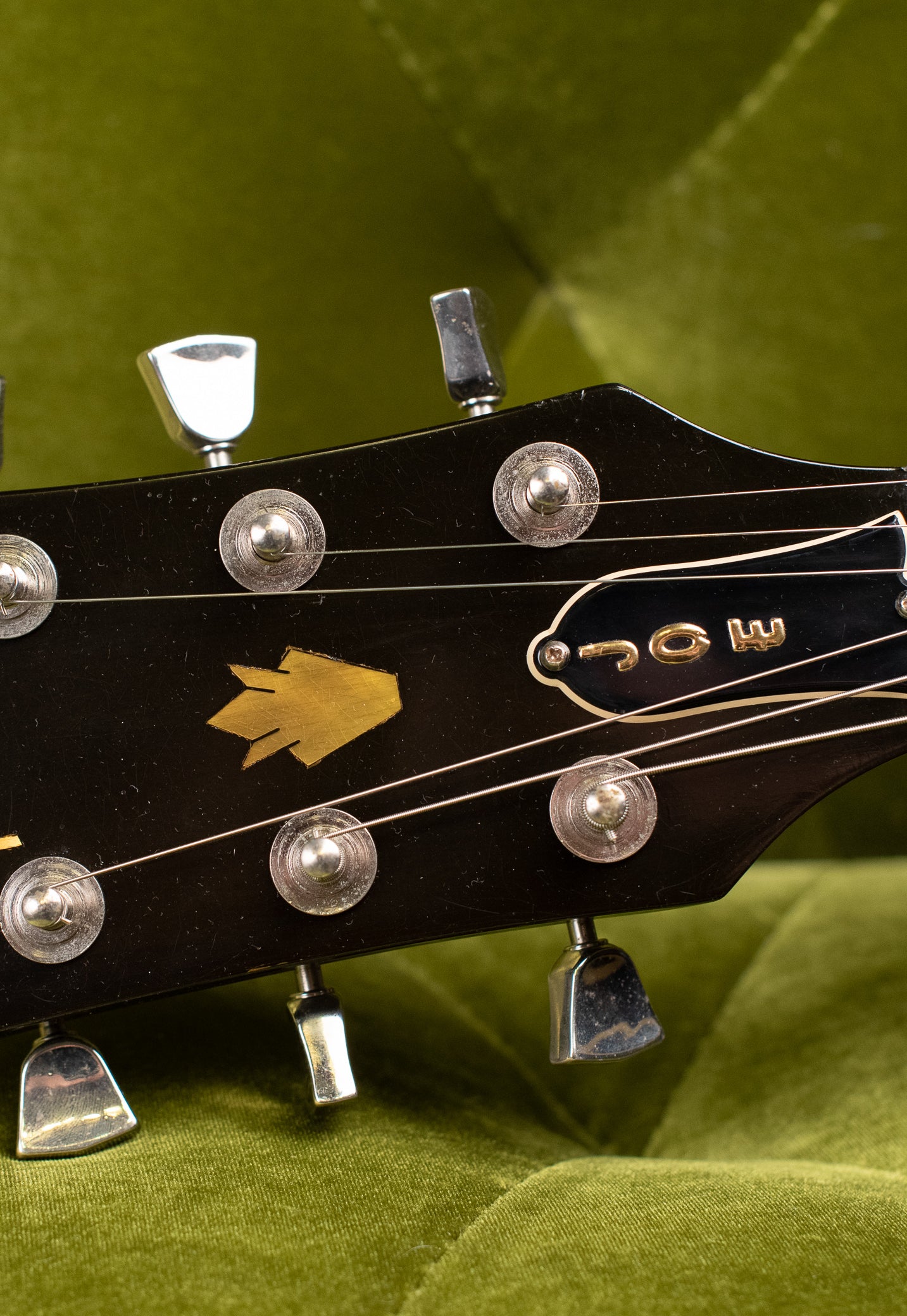 headstock, Vintage 1977 Gibson ES-335 Walnut with Bigsby