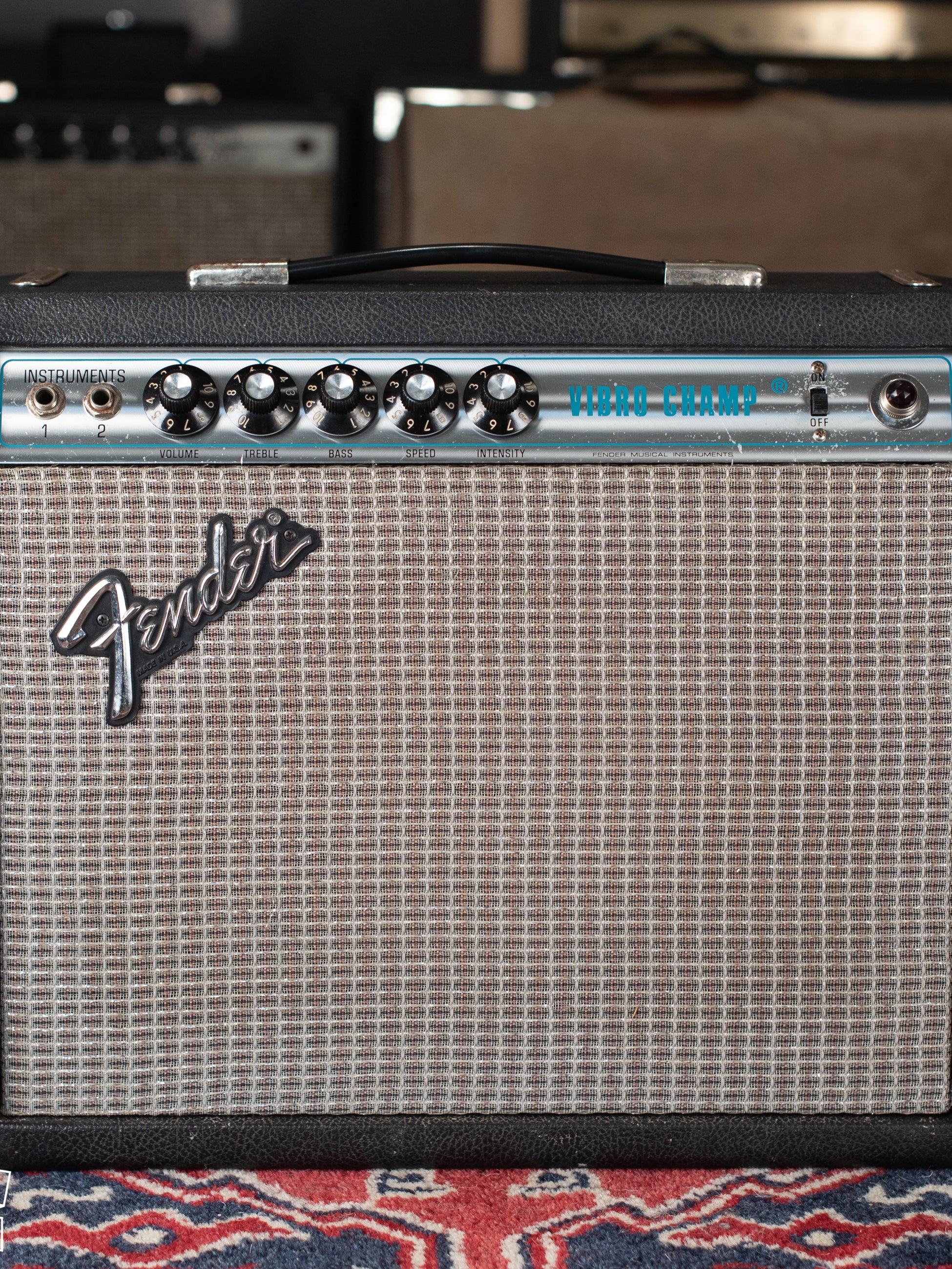 Silverface Fender Vibro Champ amp