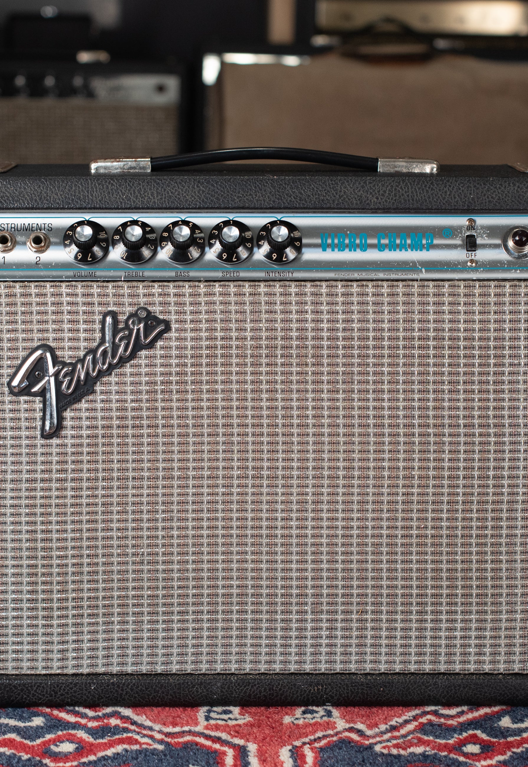 Silverface Fender Vibro Champ amp