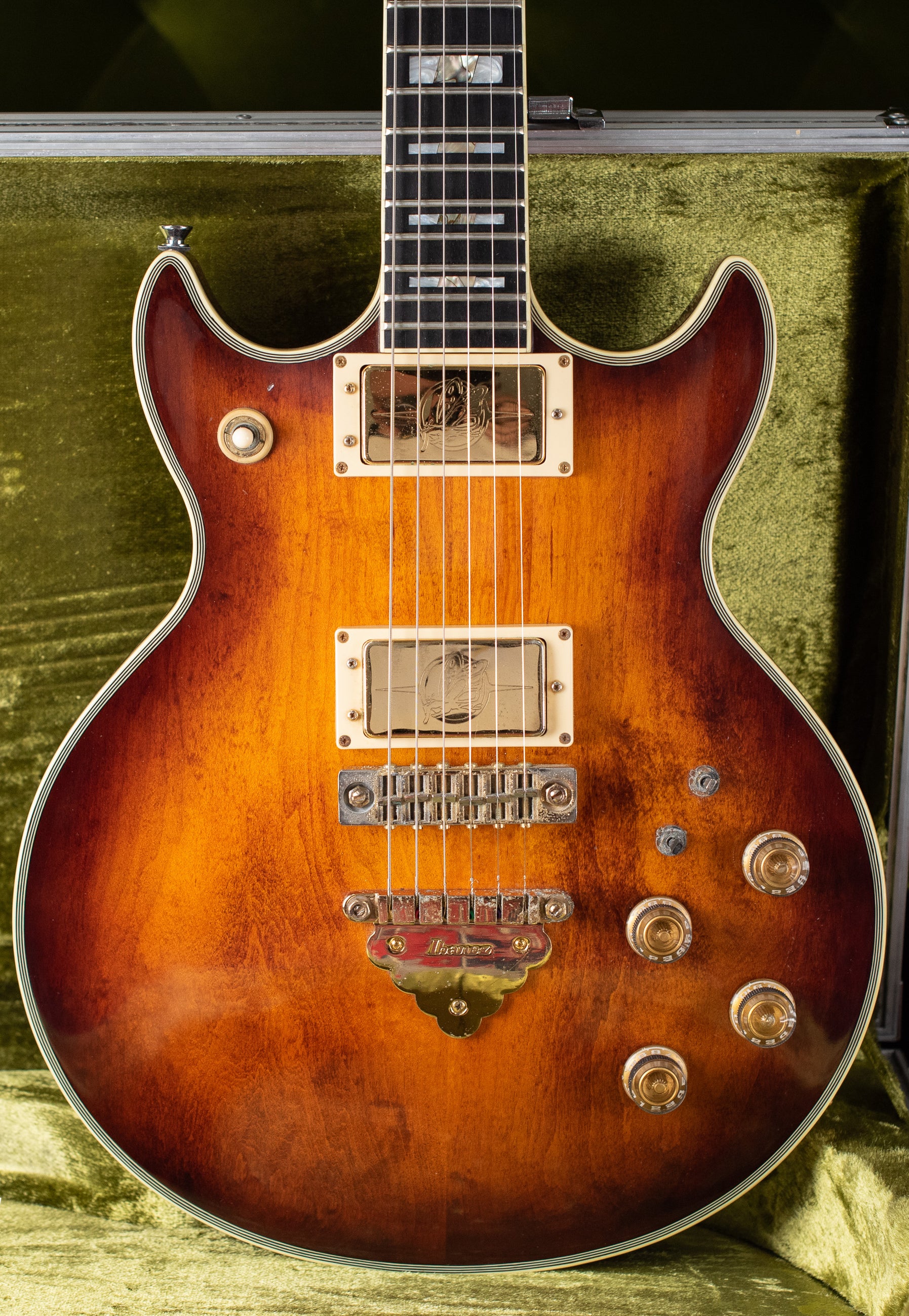 Vintage 1978 Ibanez Artist 2619 electric guitar
