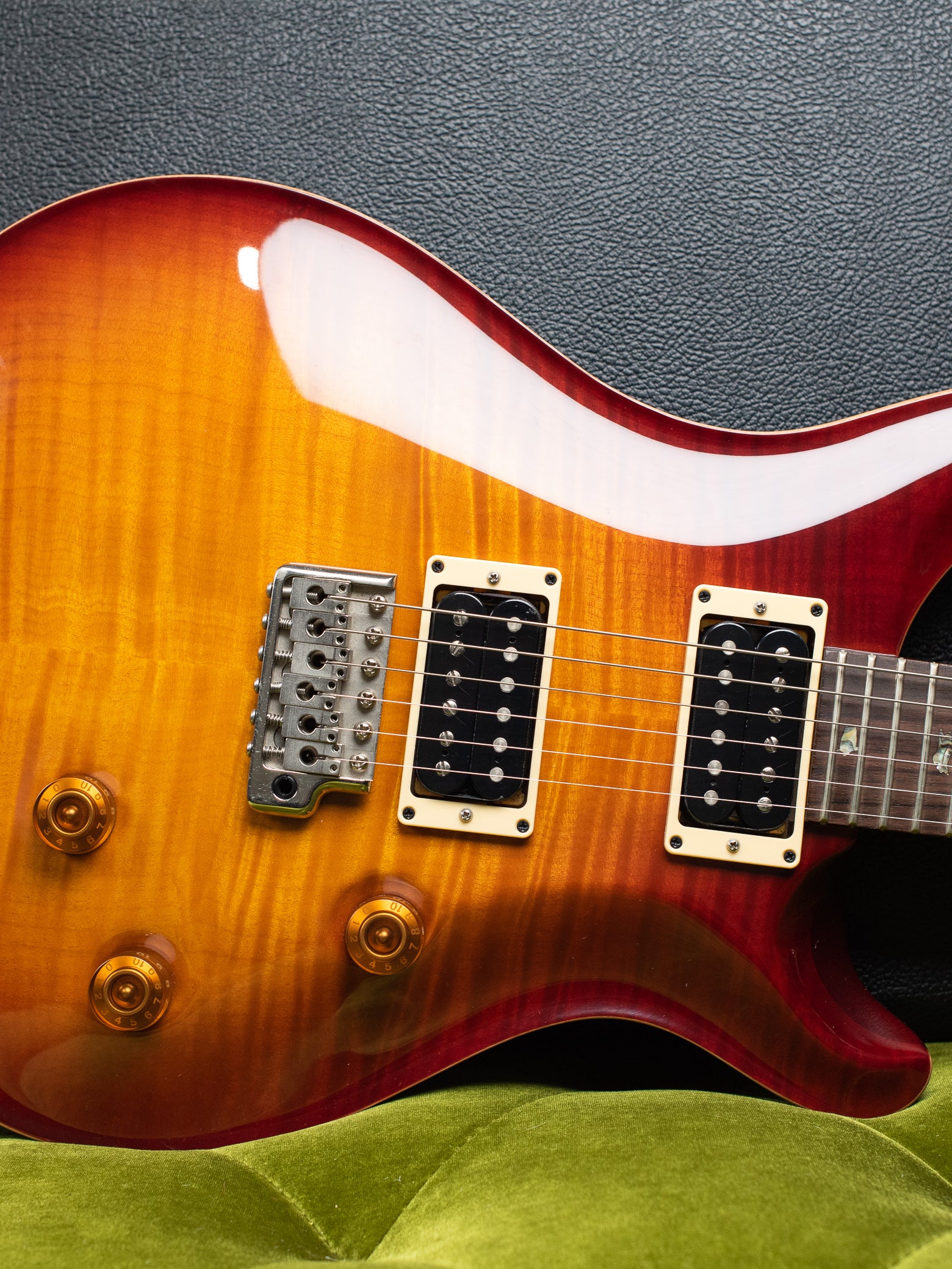 1996 Paul Reed Smith PRS Custom 24 electric guitar