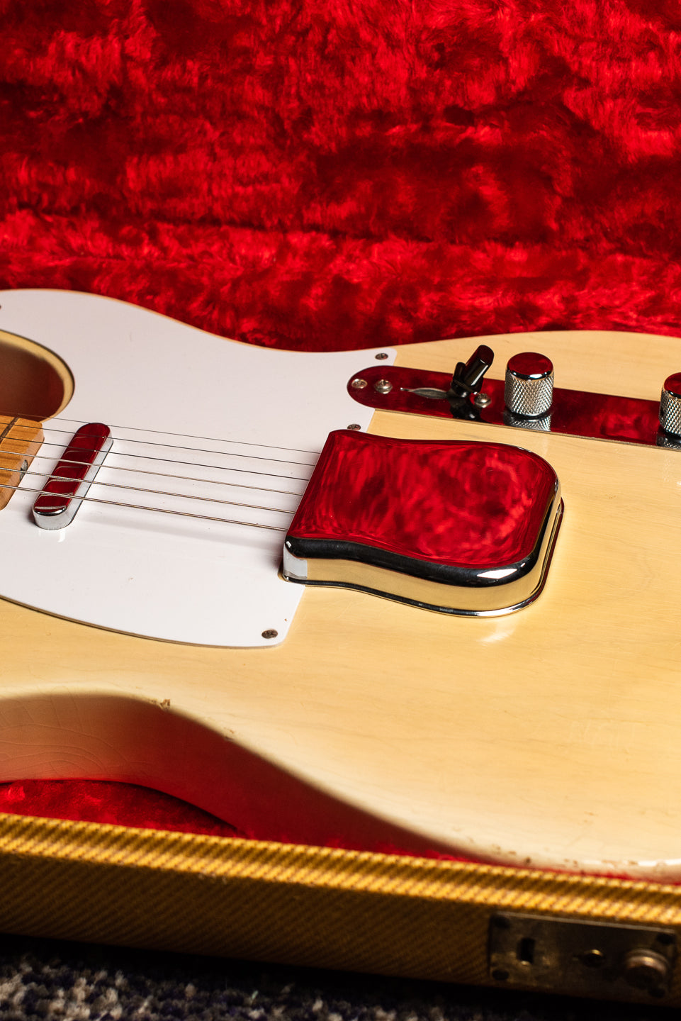 1957 Fender Telecaster Blond in case, red lining