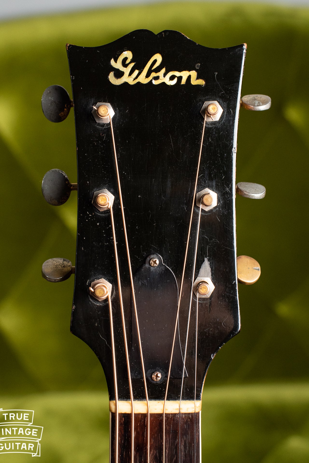 1941 Gibson Super Jumbo 100 SJ-100 headstock