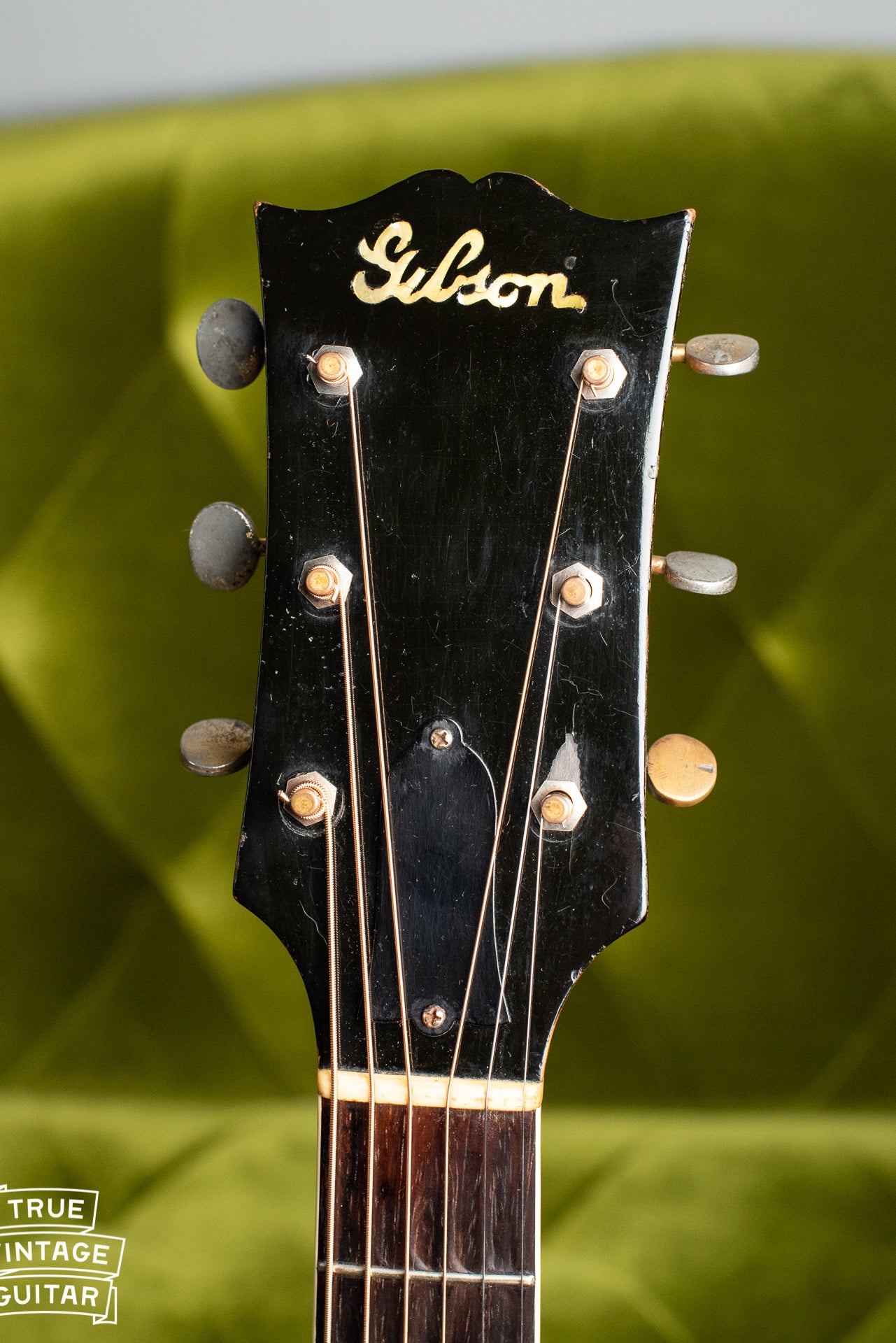 1941 Gibson Super Jumbo 100 SJ-100 headstock
