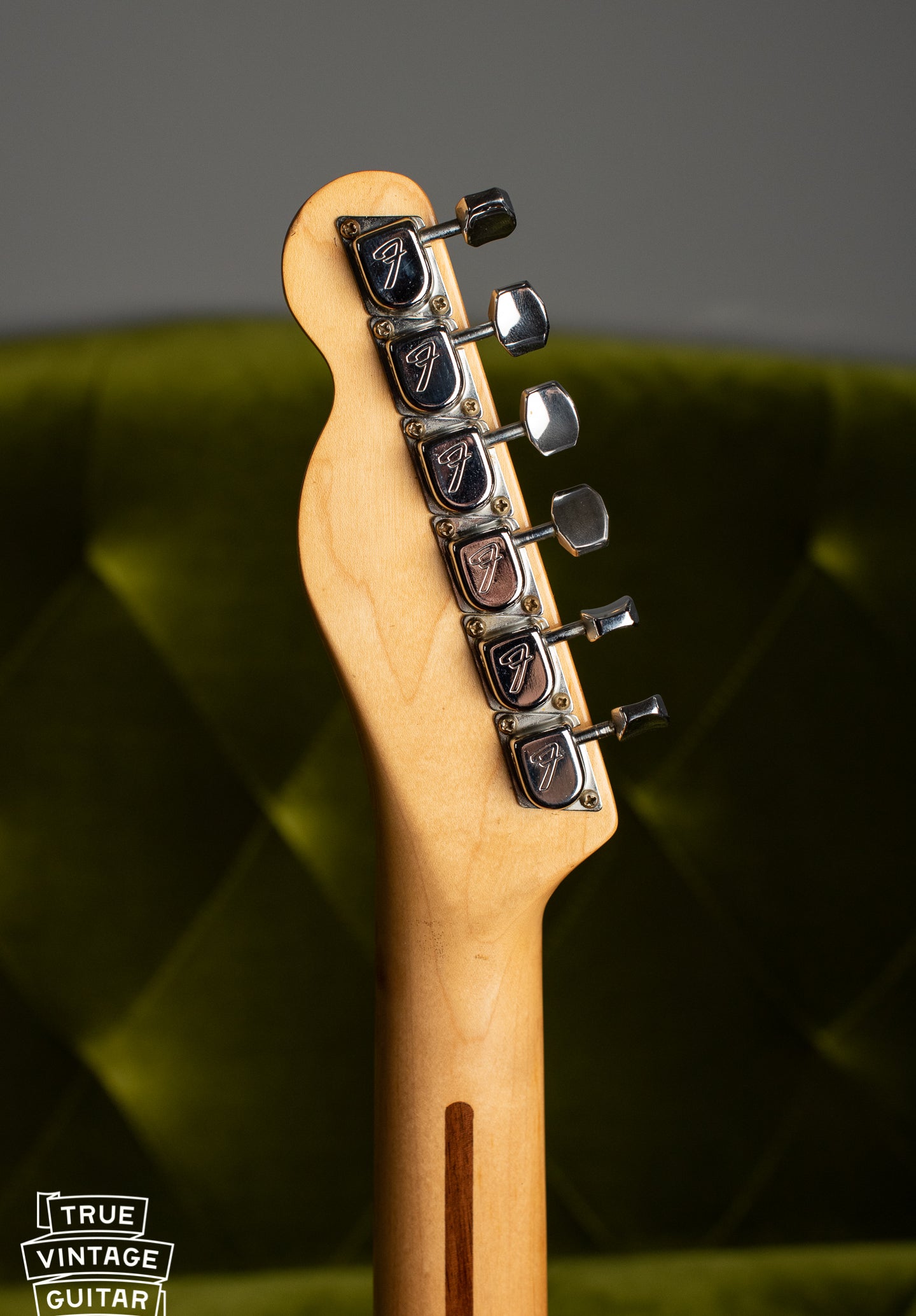 1969 Fender Telecaster Thinline F logo tuners