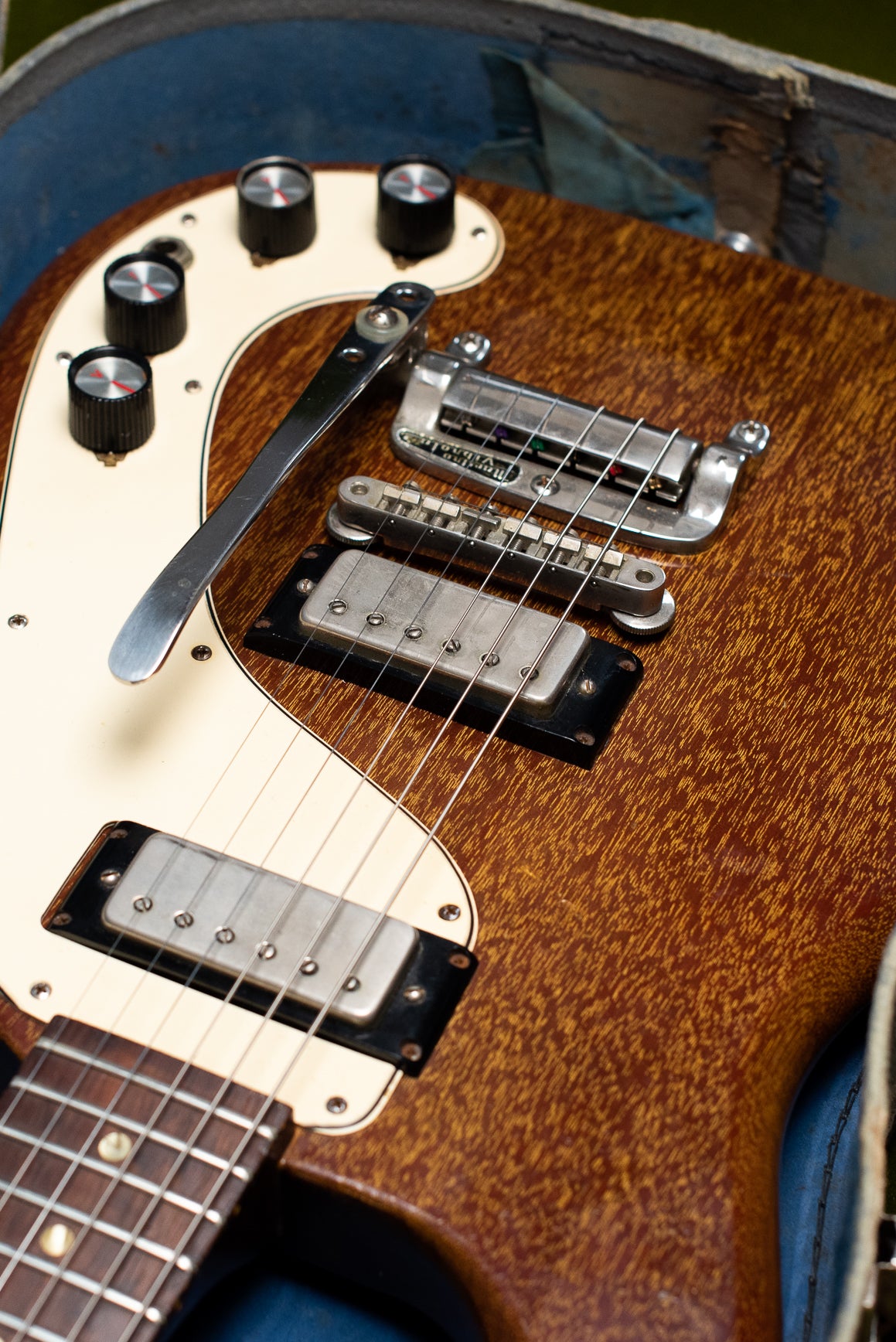 1965 Epiphone Wilshire Red Fox, grey blue case