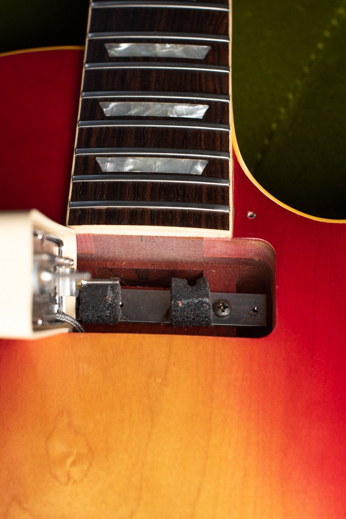 1970 Gibson Les Paul Deluxe, neck pocket, long tenon
