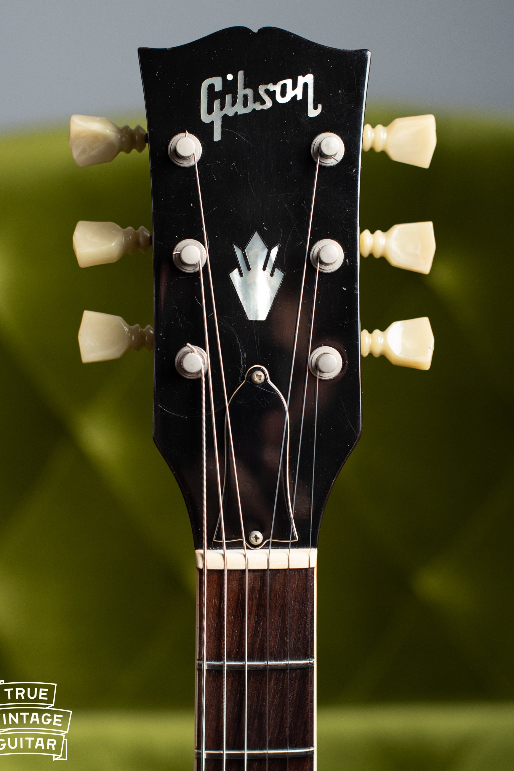 Headstock, 1973 Gibson ES-335 TD Cherry