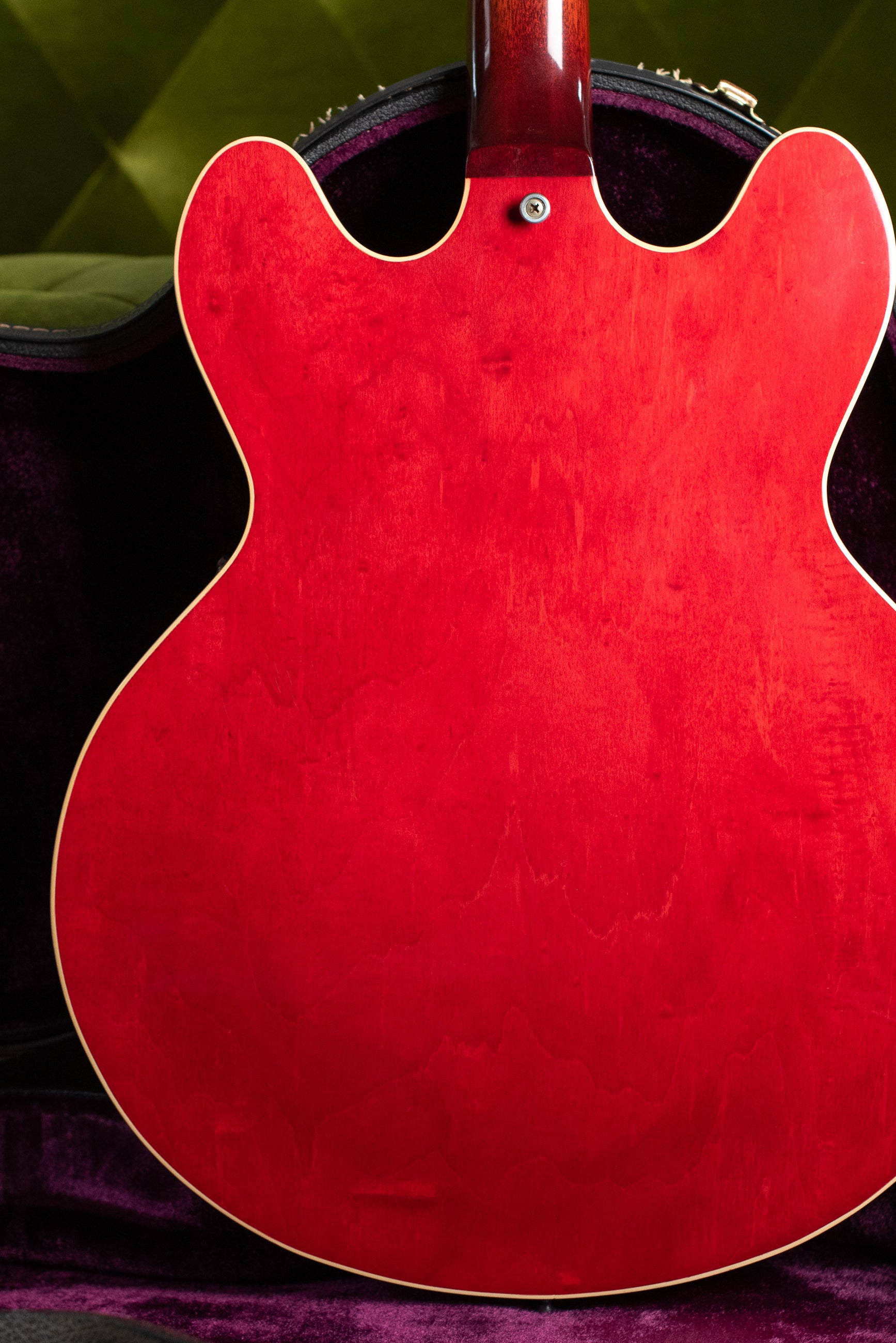 Back of body, 1973 Gibson ES-335 TD Cherry