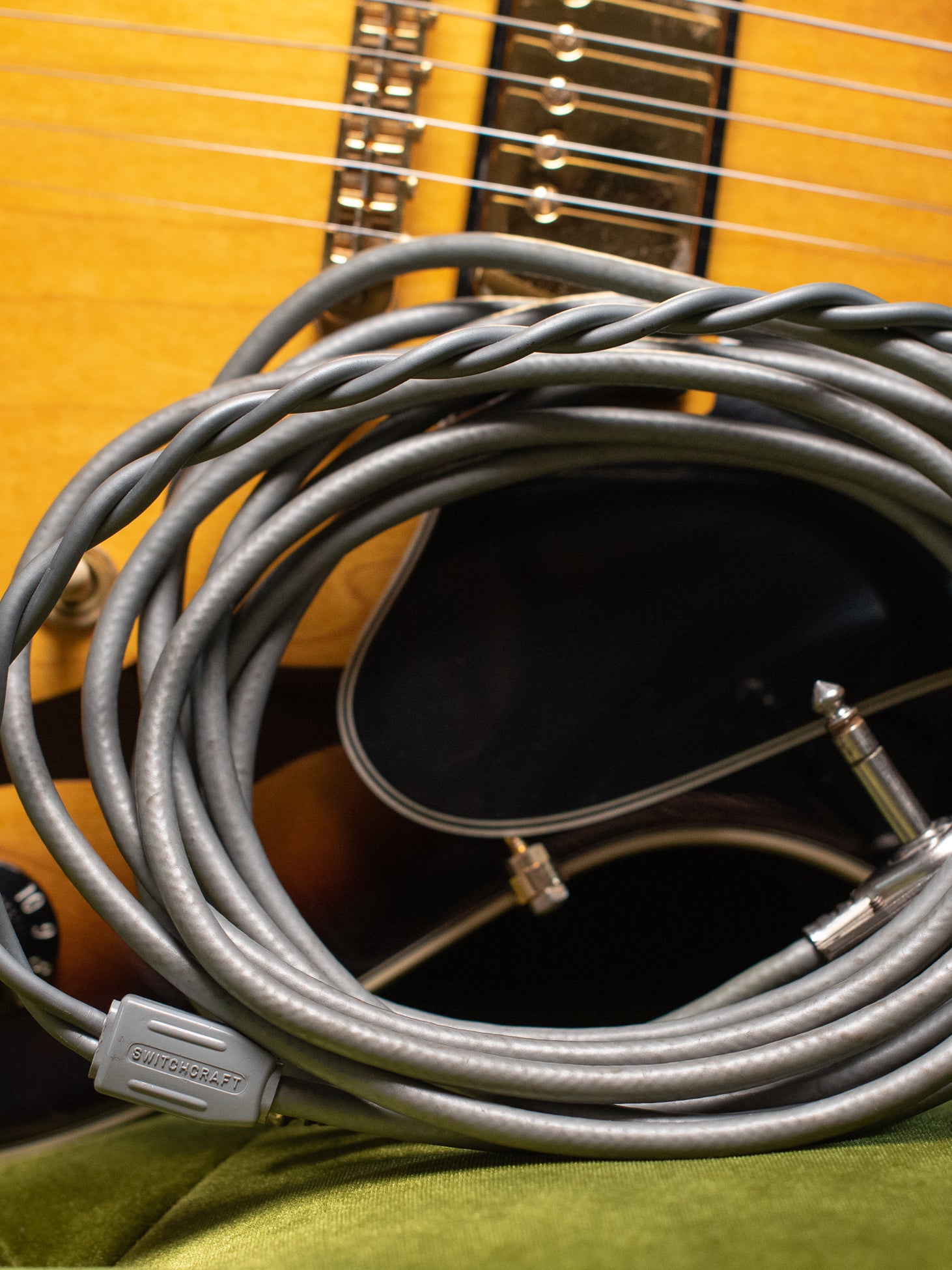 Vintage grey Switchcraft Stereo cable, 1976 Gibson ES-345 TD Sunburst