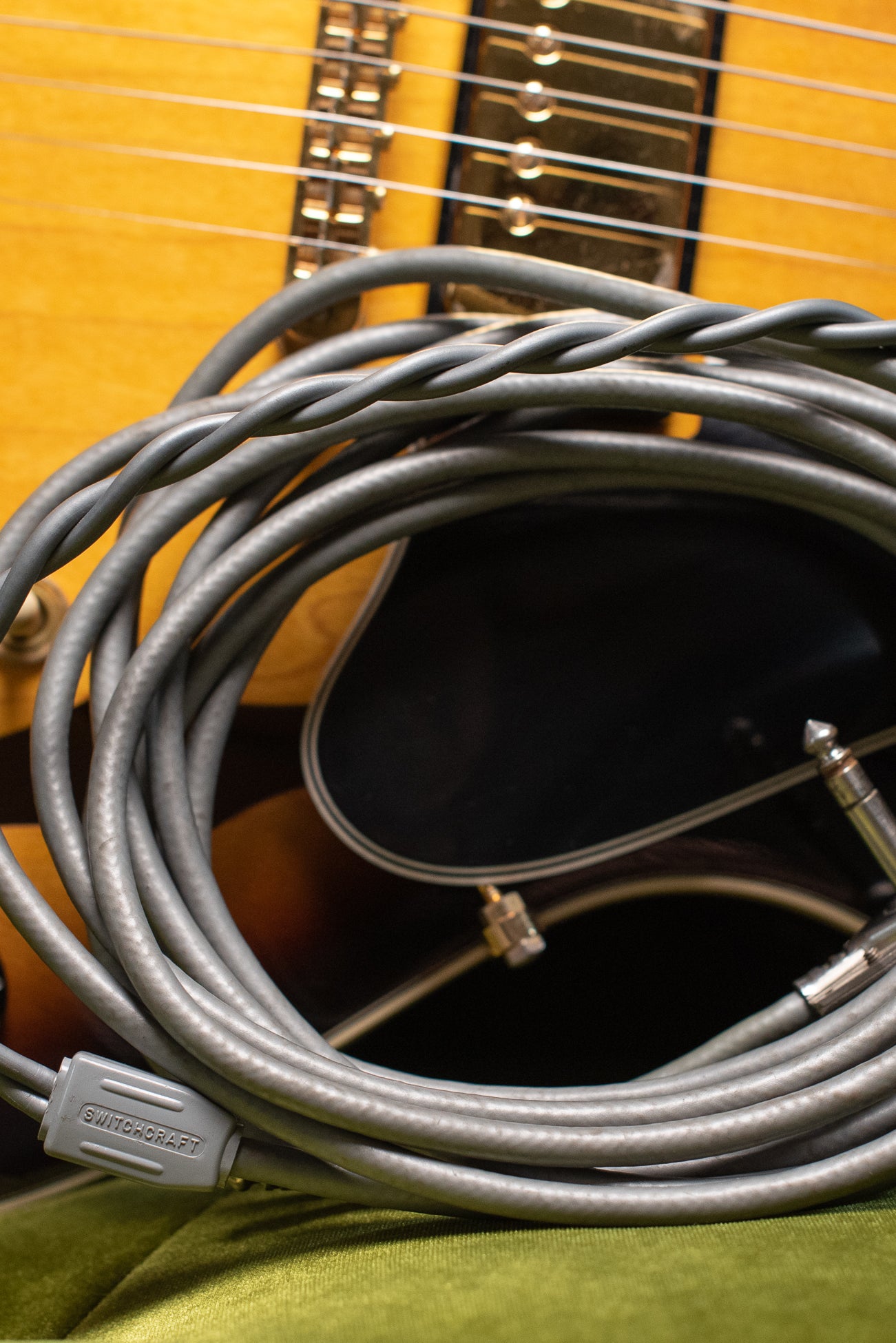 Vintage grey Switchcraft Stereo cable, 1976 Gibson ES-345 TD Sunburst