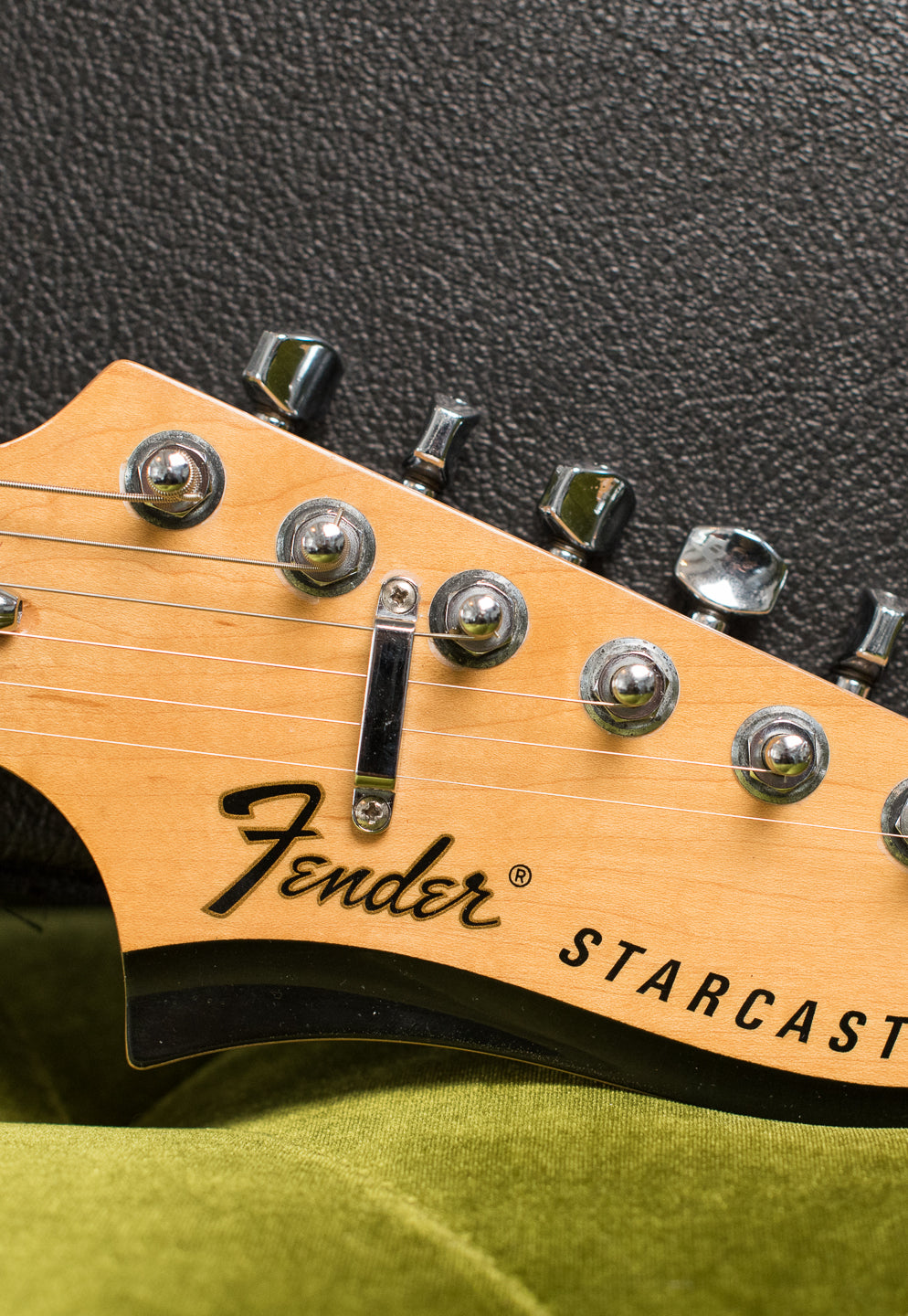 Headstock, Logo, 1976 Fender Starcaster Natural