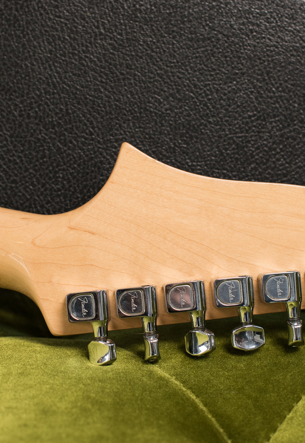 Tuning machines, Tuners, Vintage 1976 Fender Starcaster Natural