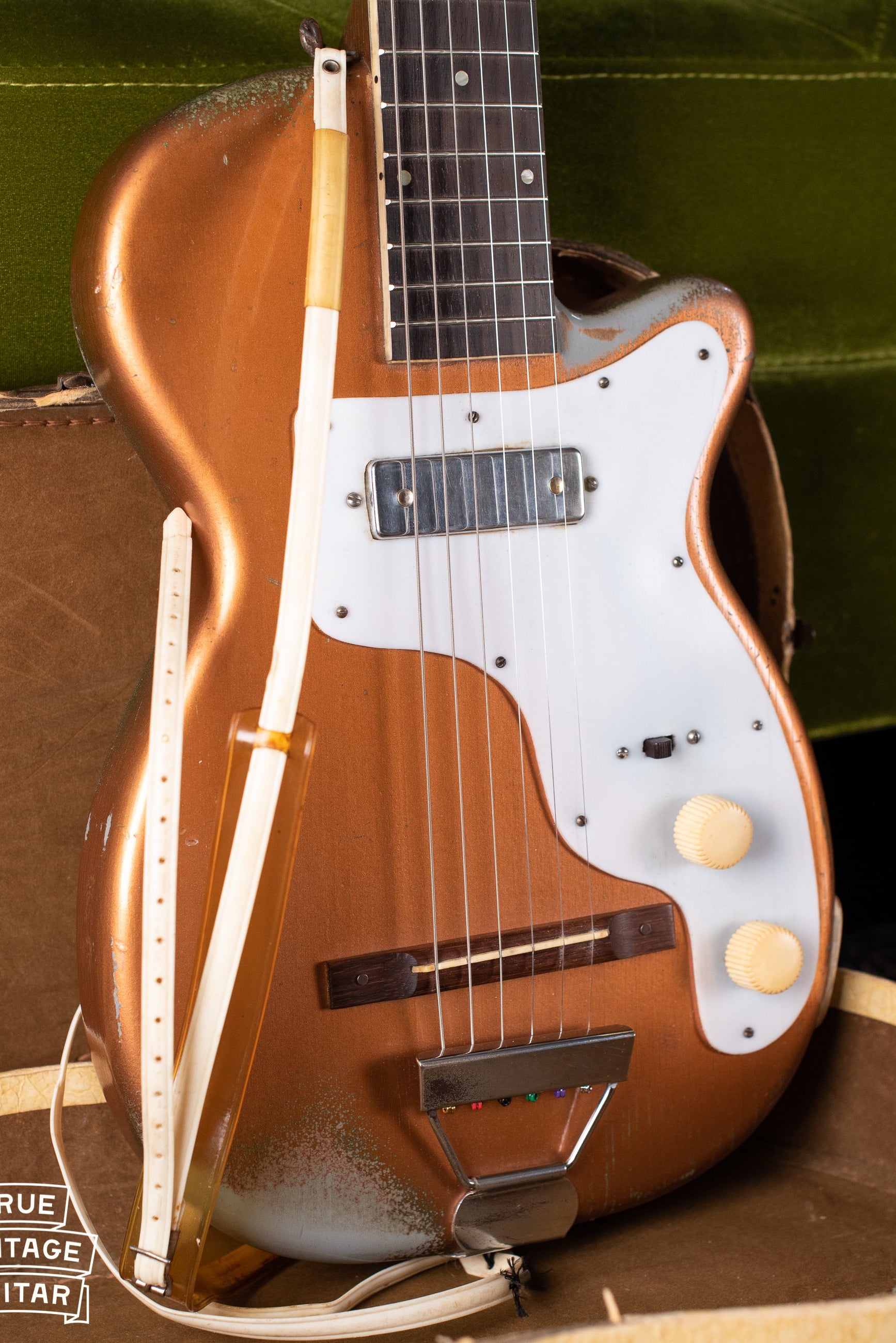 Vintage Harmony H44 Stratotone