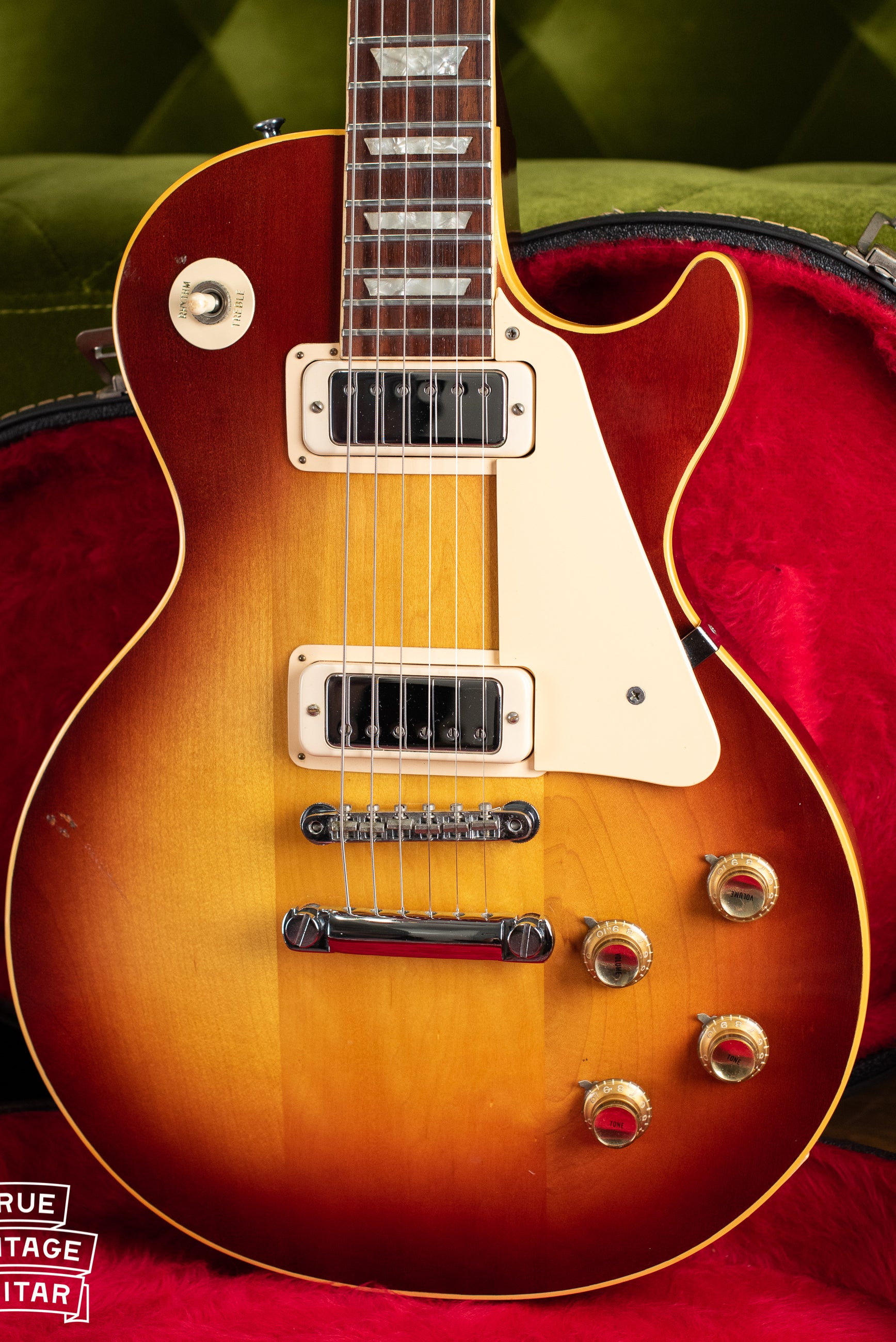 Vintage 1972 Gibson Les Paul Deluxe electric guitar