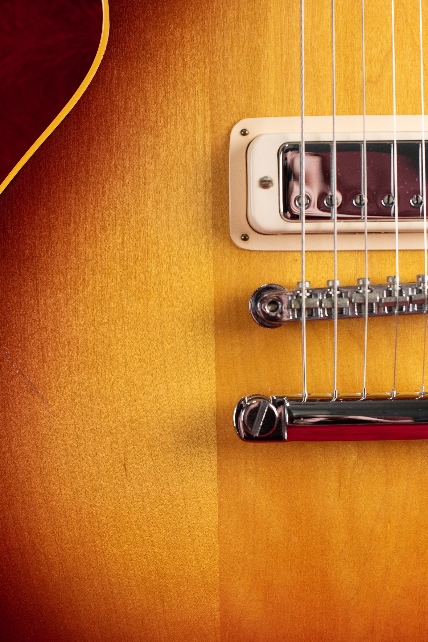 Mini humbucking pickups Vintage 1972 Gibson Les Paul Deluxe electric guitar
