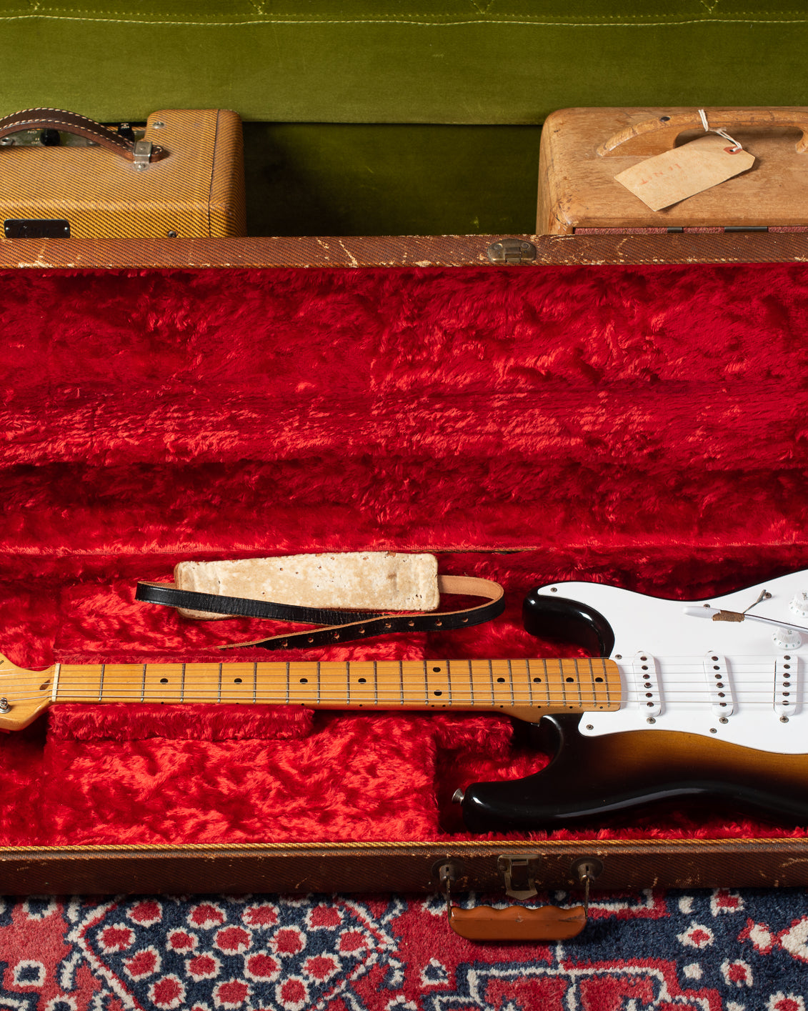 Fender Stratocaster 1954 center pocket case
