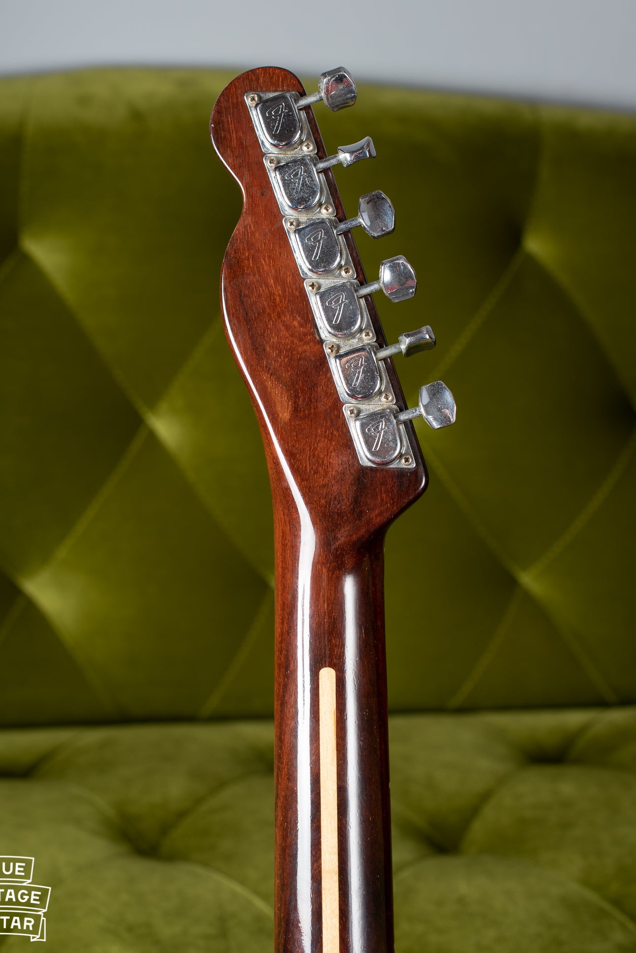 Original F logo tuners on the Fender Rosewood Telecaster 1971 guitar