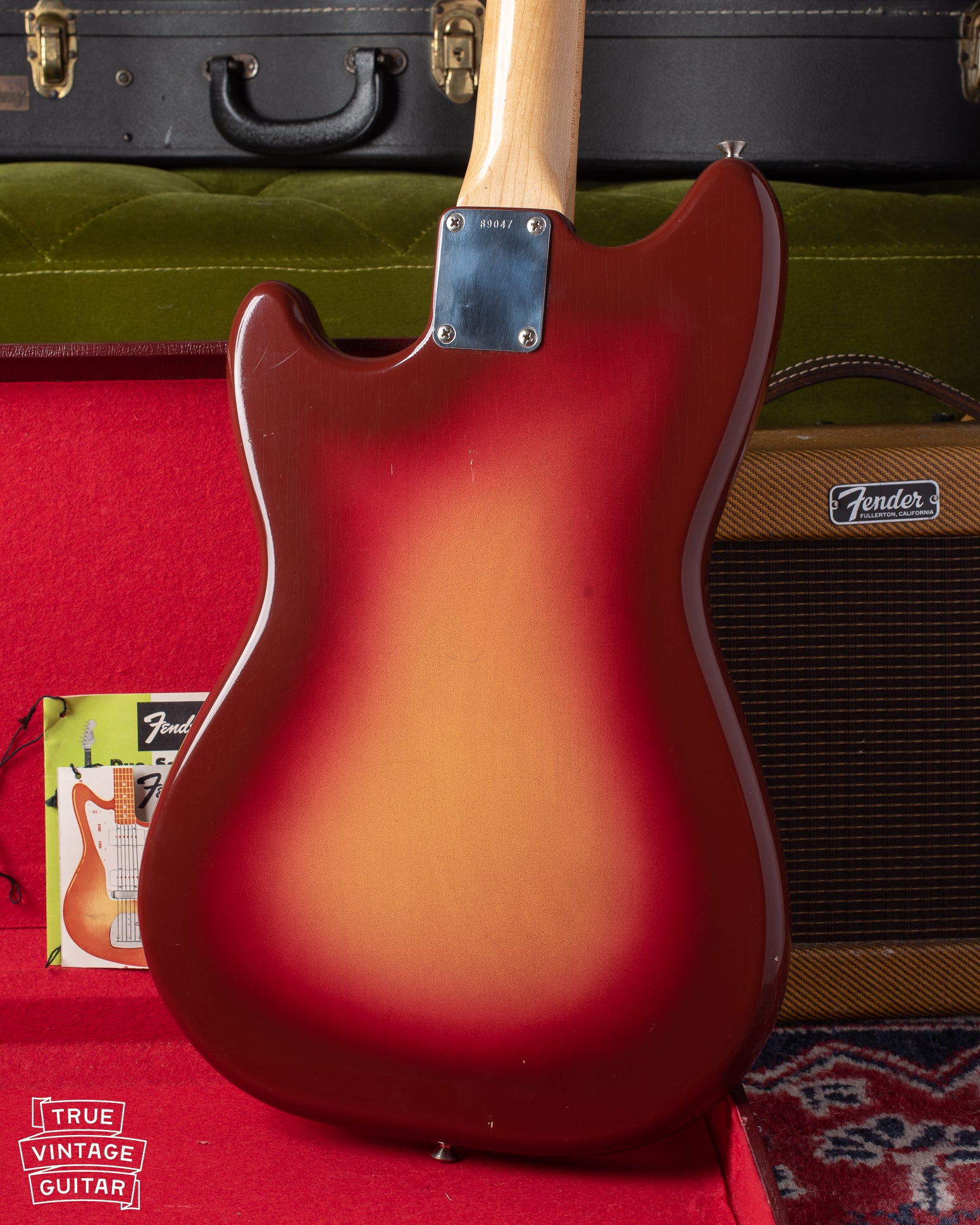 Brownish Red sunburst finish on Fender Duo Sonic 1962
