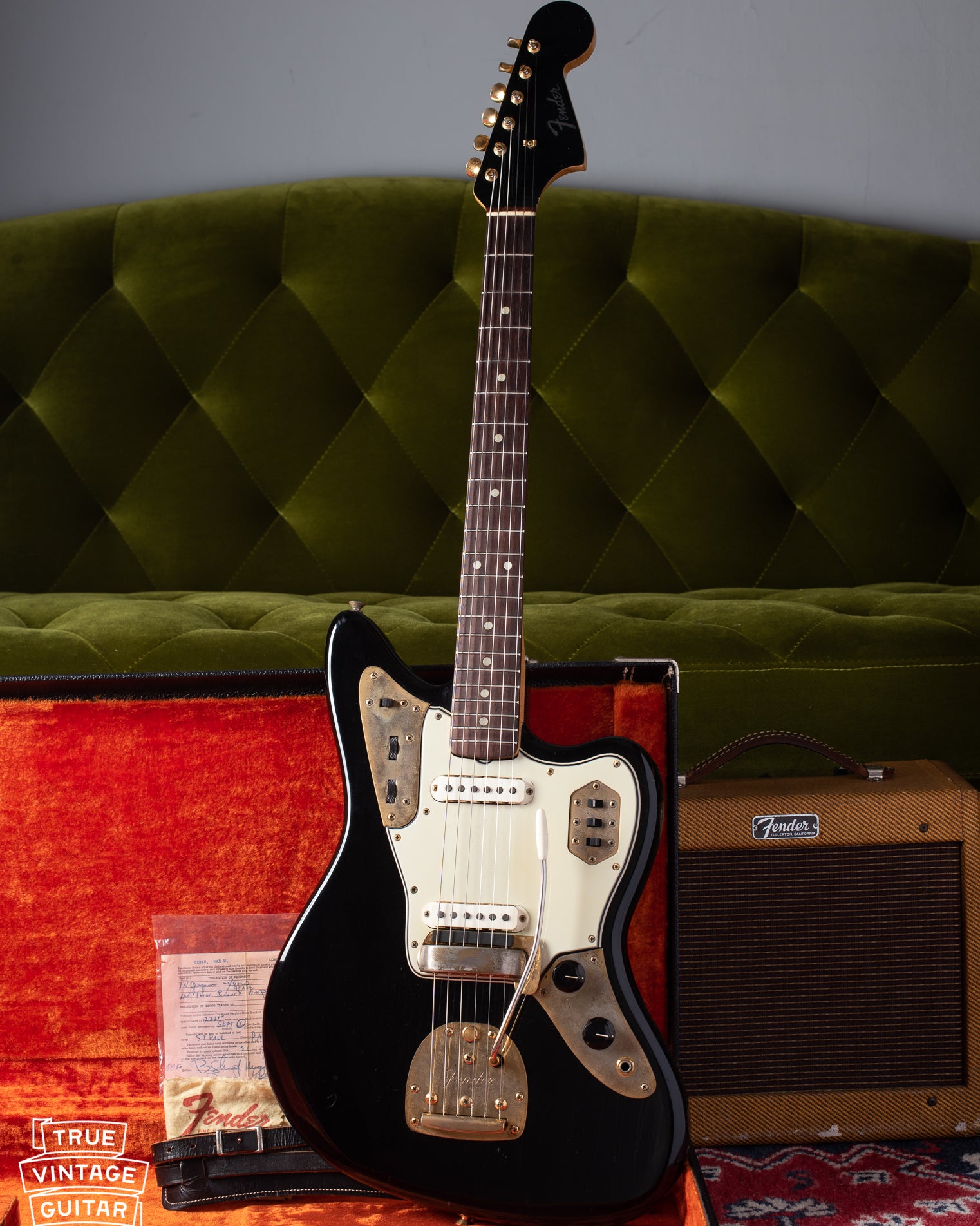 Fender Jaguar Vintage 1965 black gold