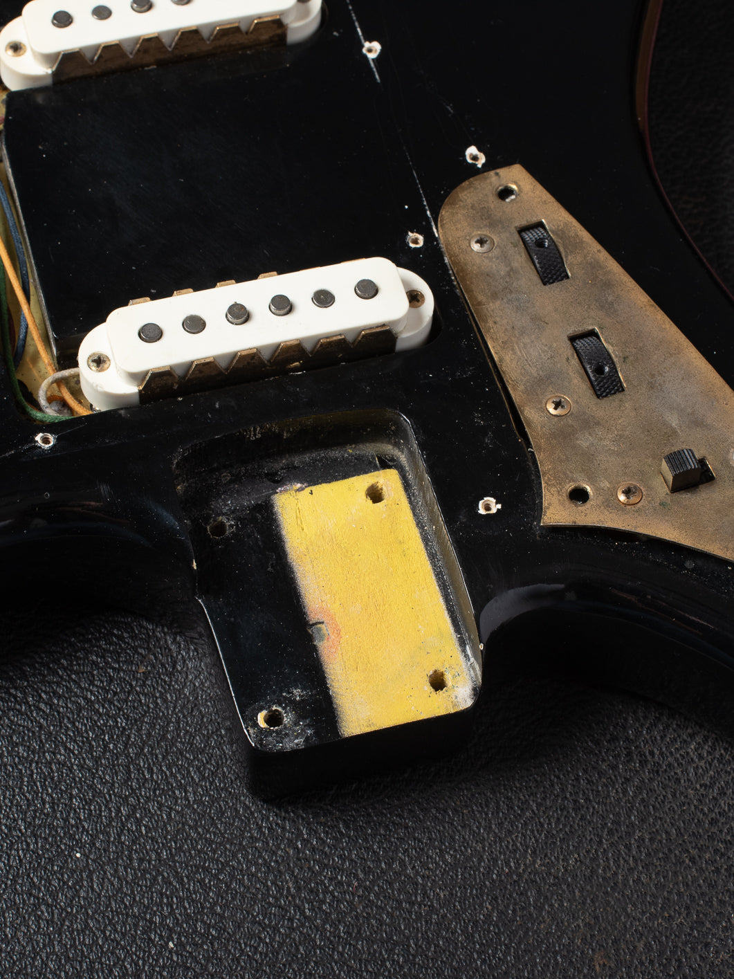 Paint stick mark of Fender Jaguar custom color Black