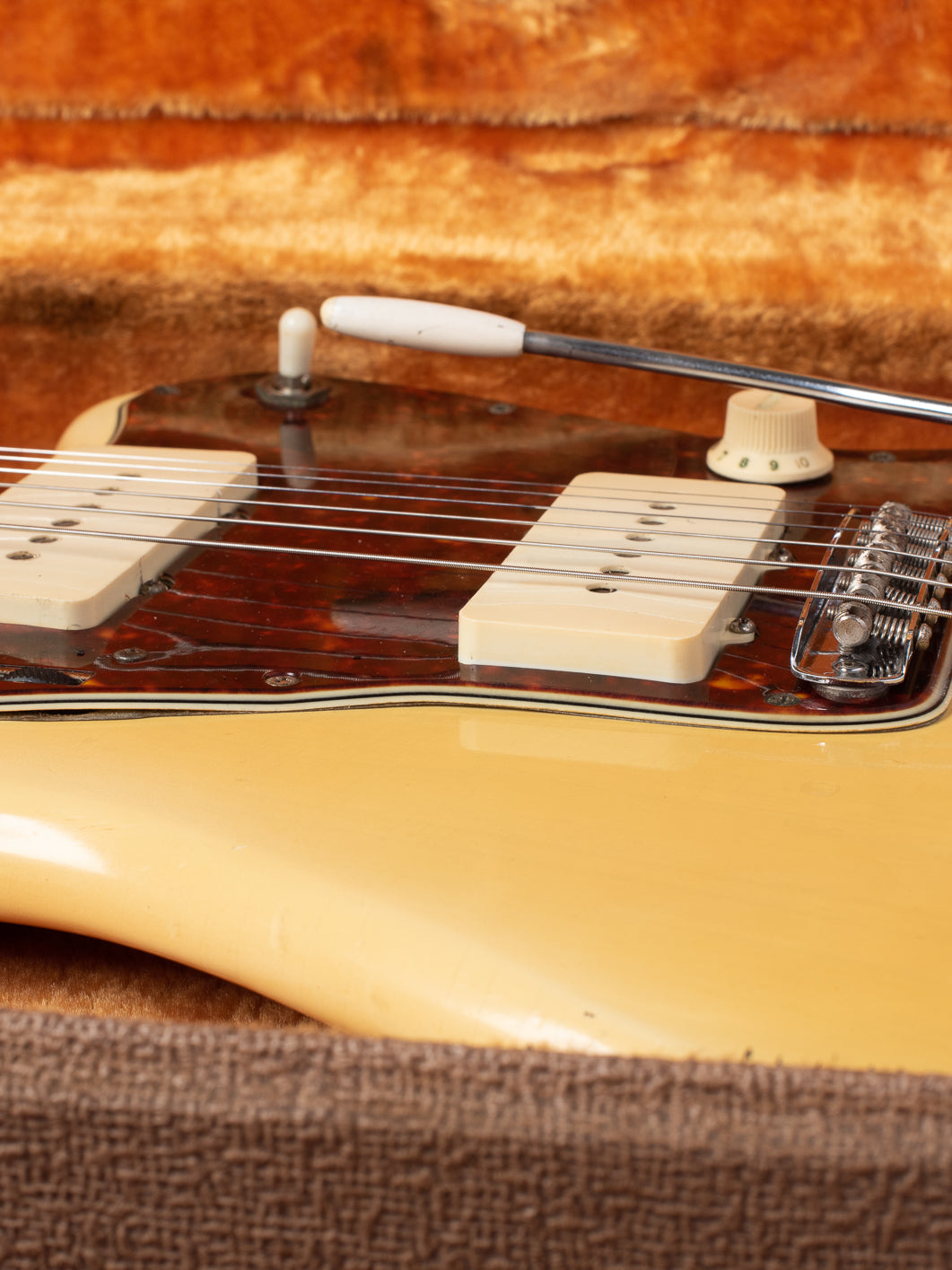 Perfect set up on 1961 Fender Jazzmaster