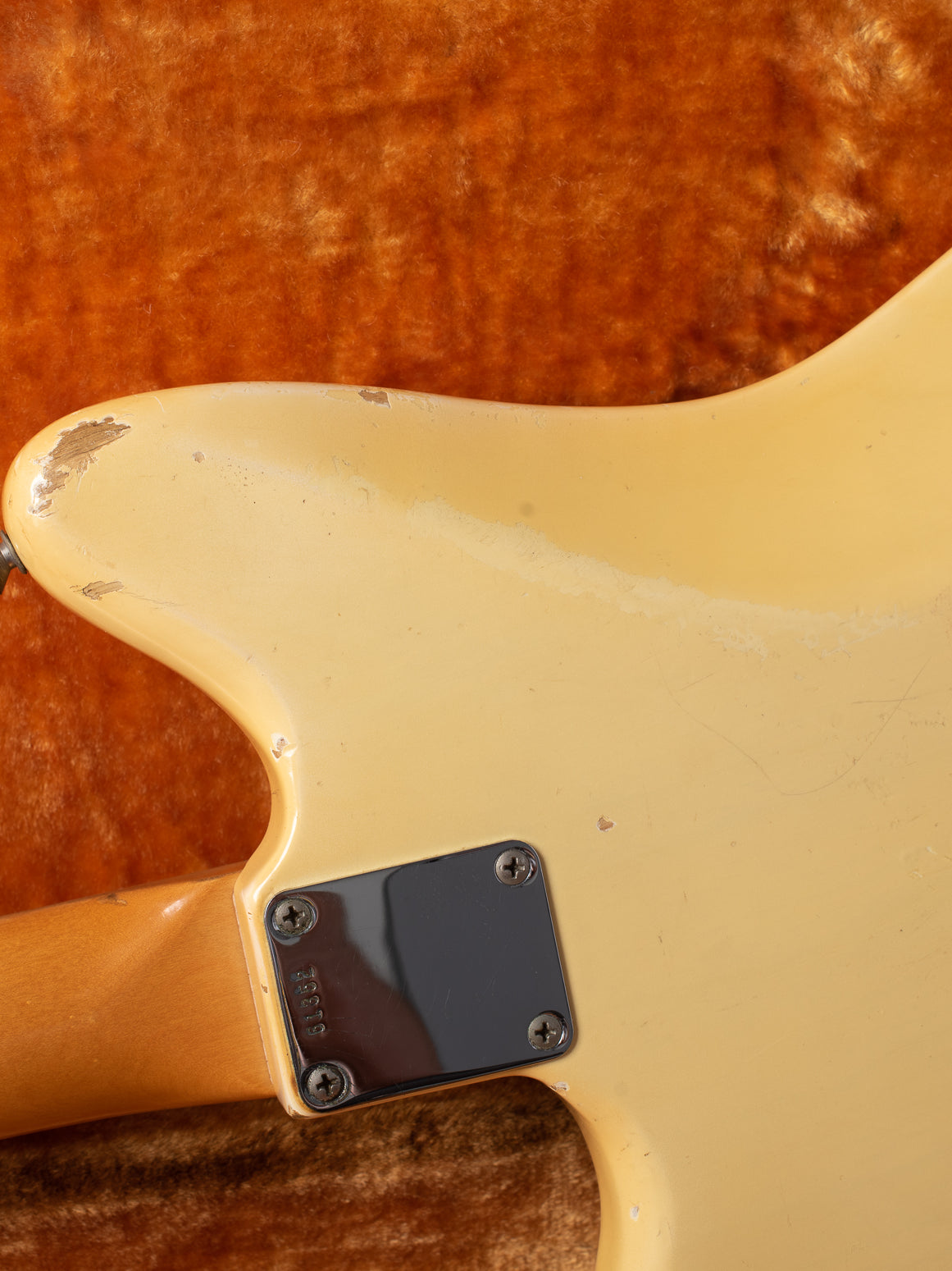 Scratch on edge of body of Fender Jazzmaster 1961