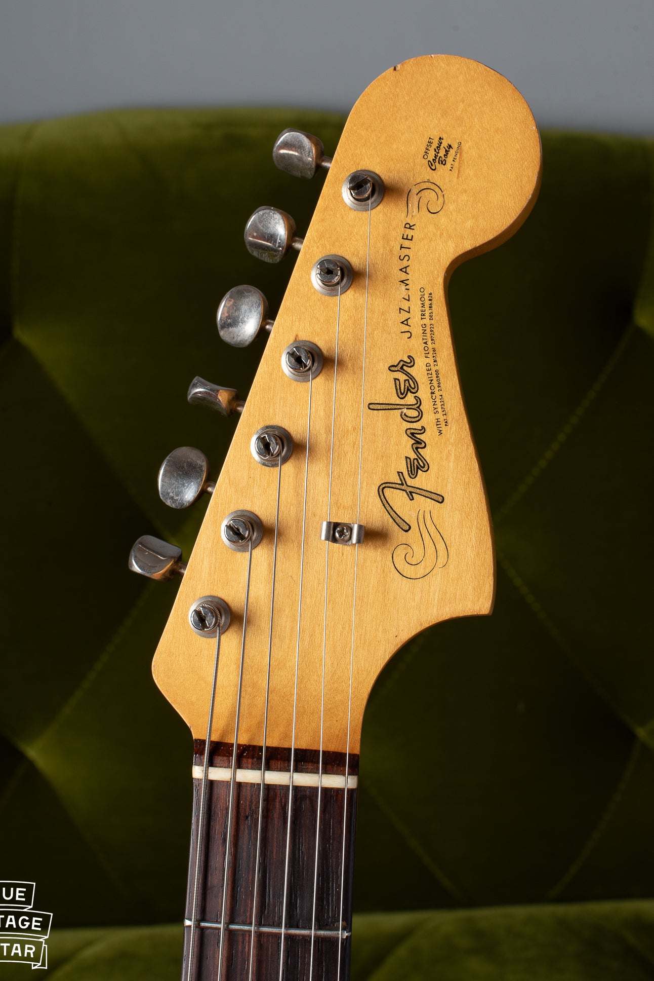 Spaghetti style Fender logo on headstock of Fender Jazzmaster 1964