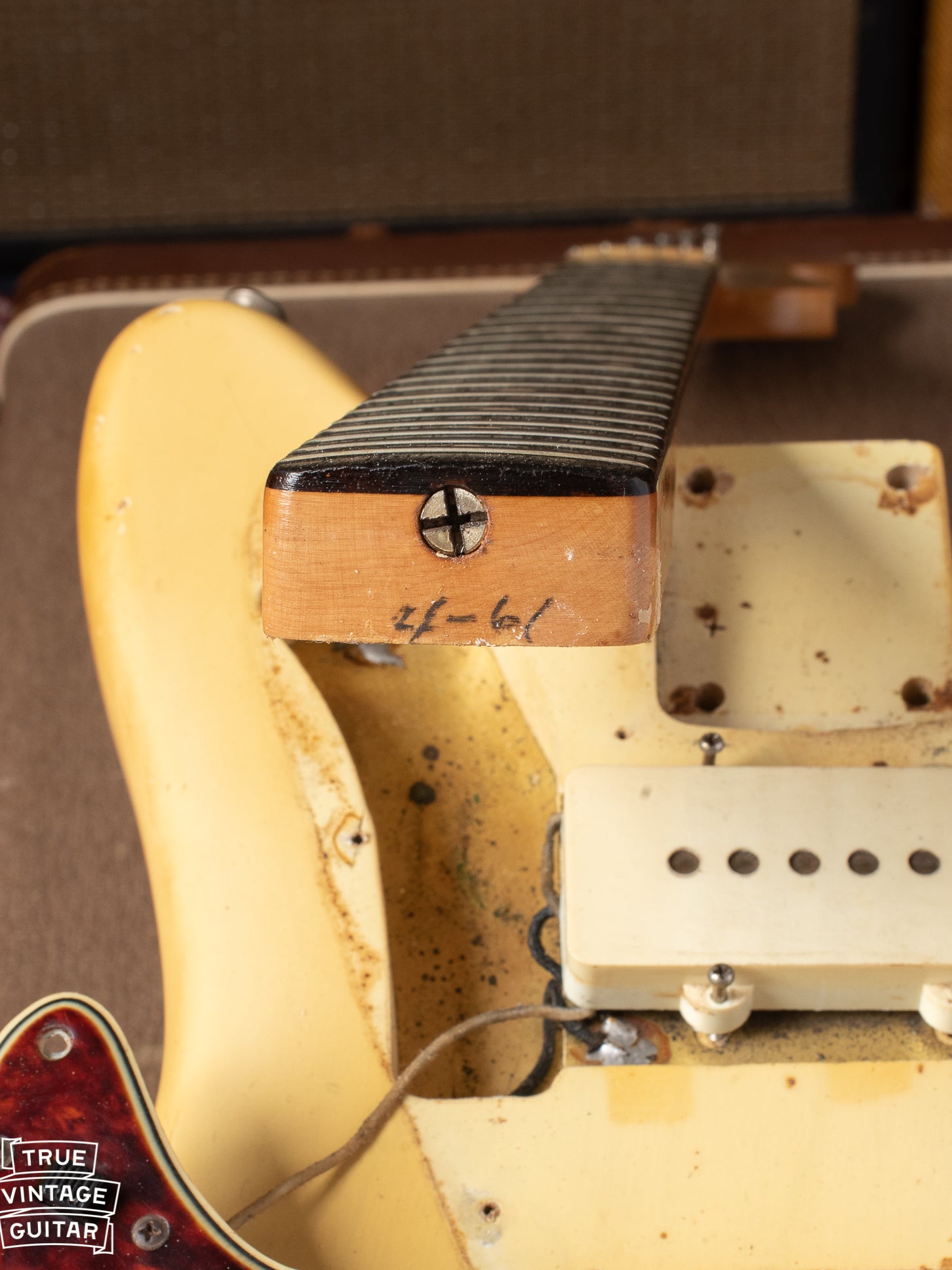 4 - 61 neck heel pencil date indicating April 1961