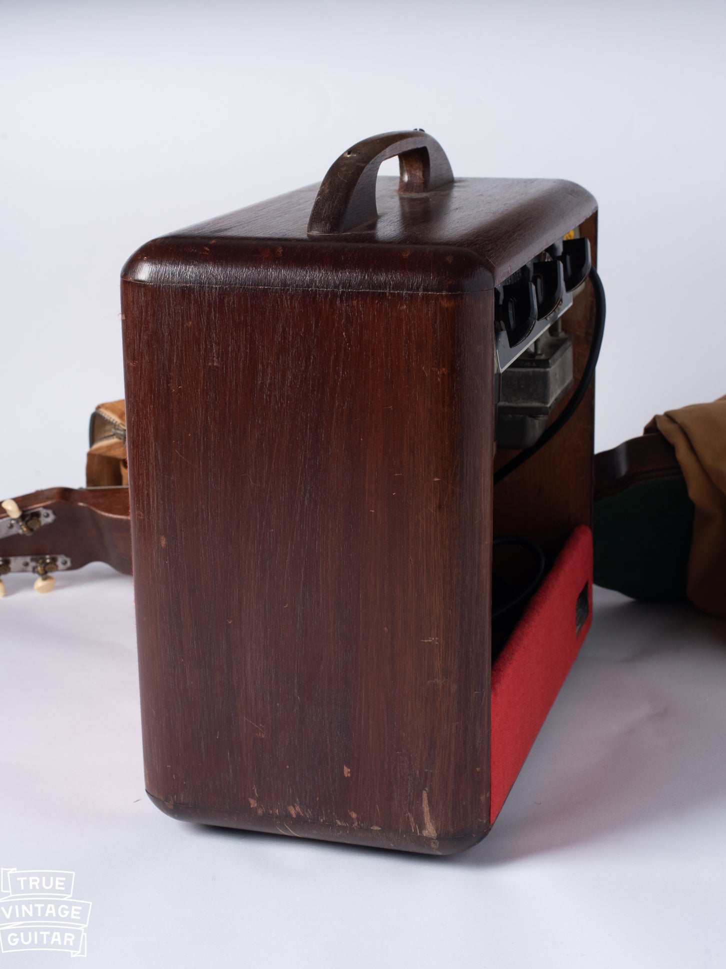 Fender Woody cabinet amp