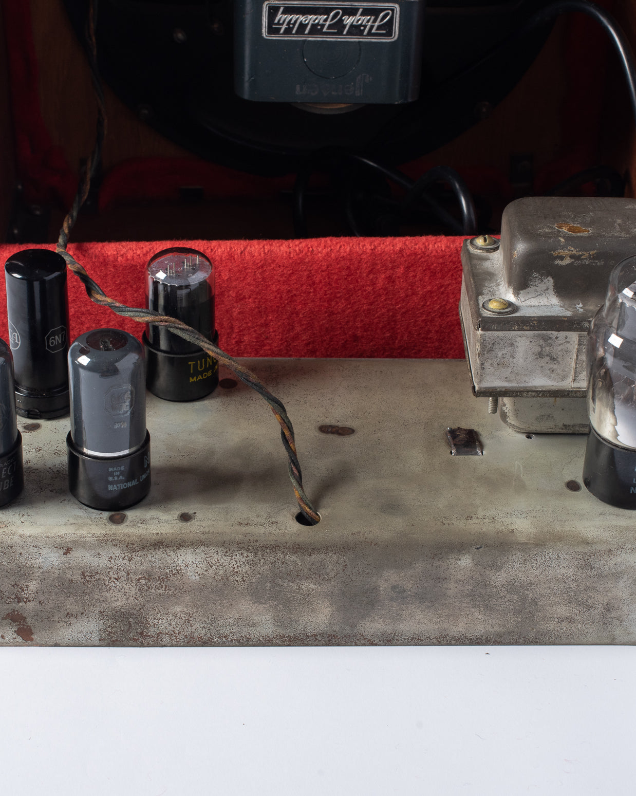 Fender Model 26 Woody amp chassis