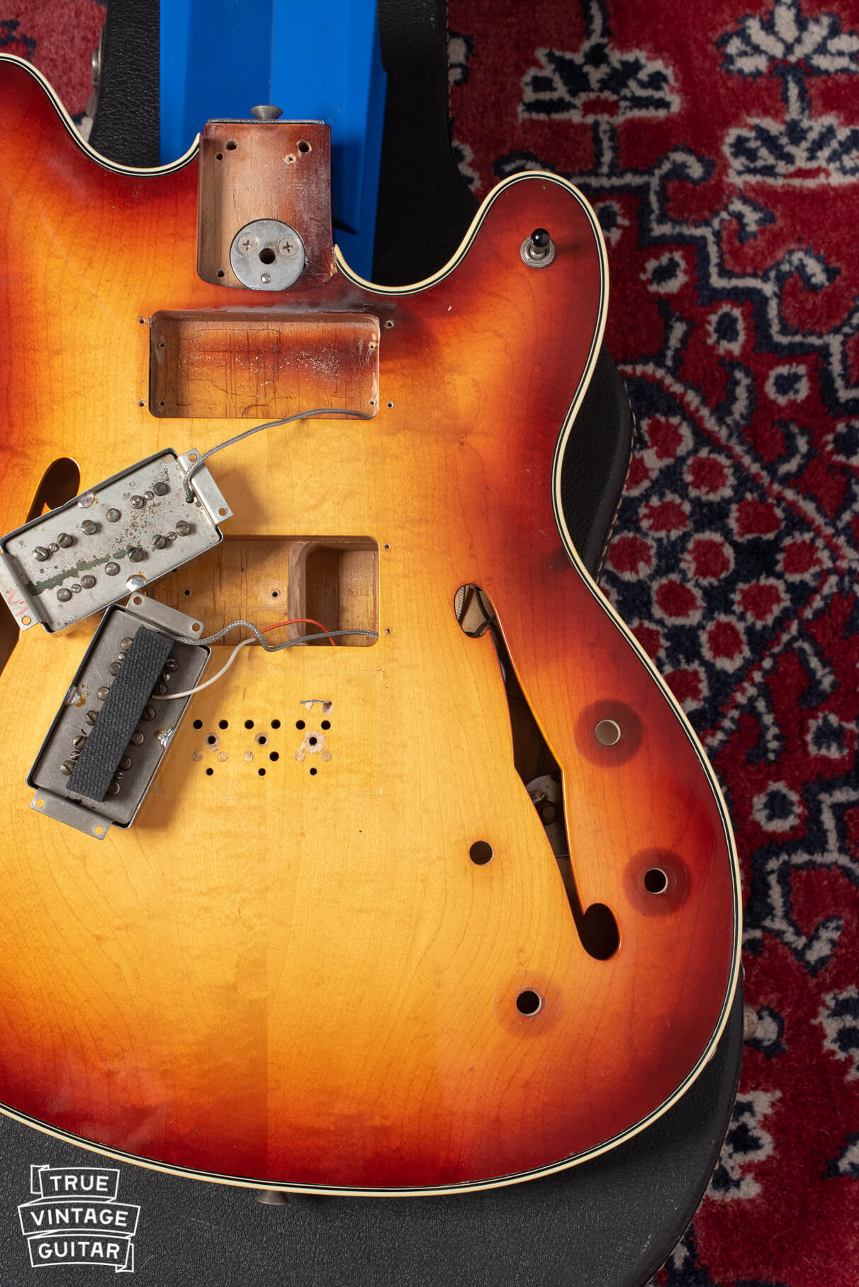 Faded dark Sunburst on Fender Starcaster prototype